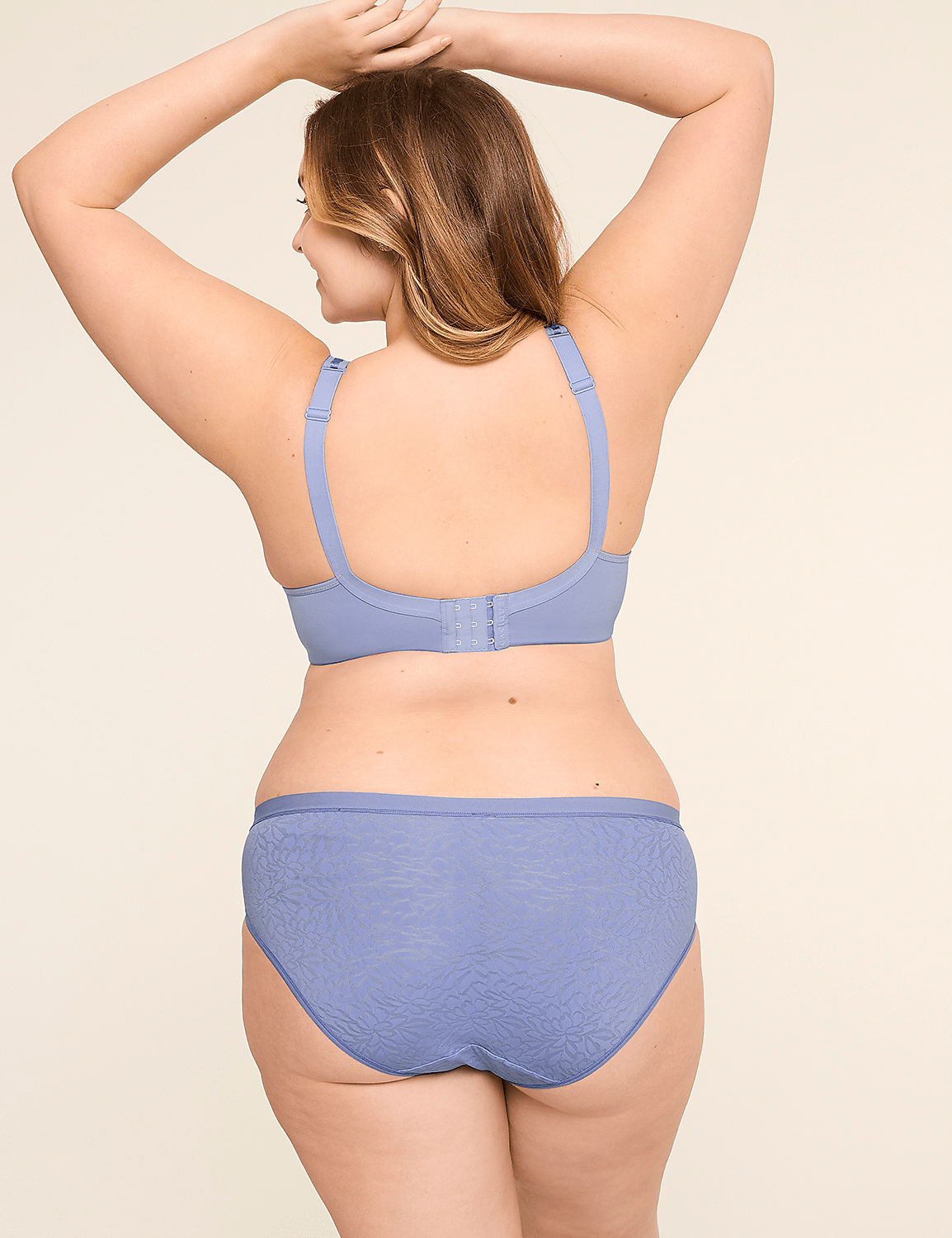 Lightest Lift&trade; Lightly Lined Full Coverage Bra Product Image 2
