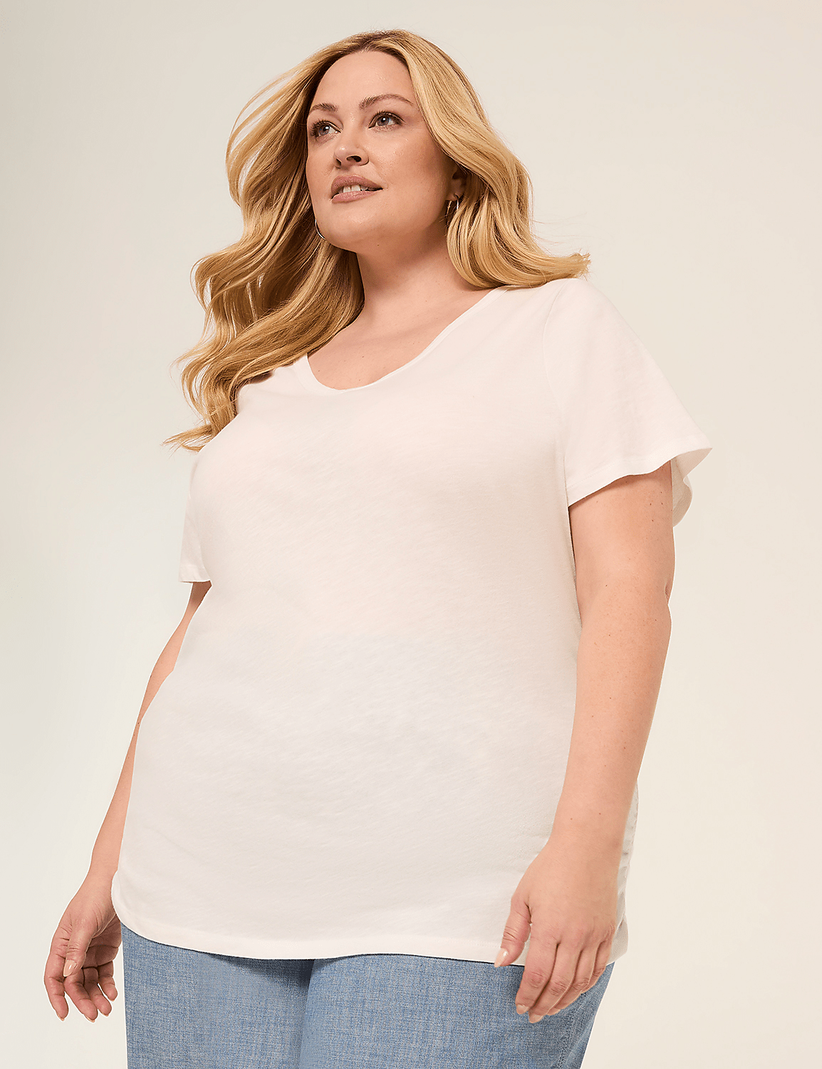 Short-Sleeve V-Neck Side-Ruched Tee Product Image 4
