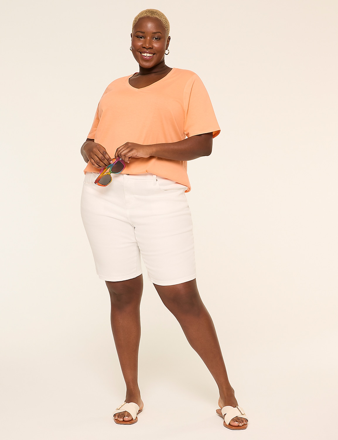 Perfect Sleeve V-Neck Tee Product Image 3
