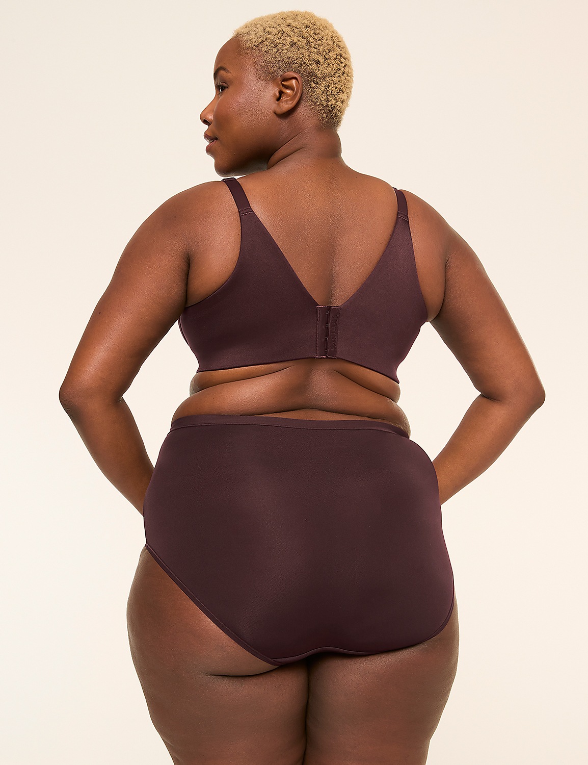 Invisible Backsmoother Lightly Lined No-Wire Bra Product Image 2