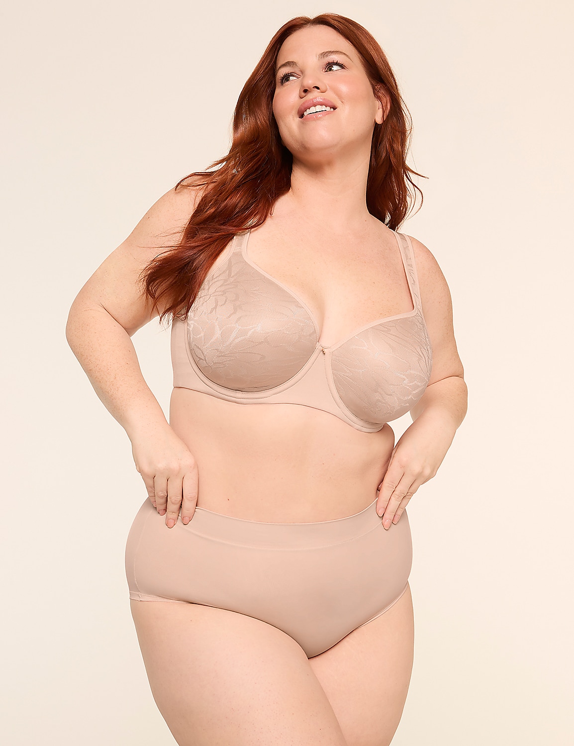 Lightest Lift&trade; Lightly Lined Balconette Bra Product Image 4