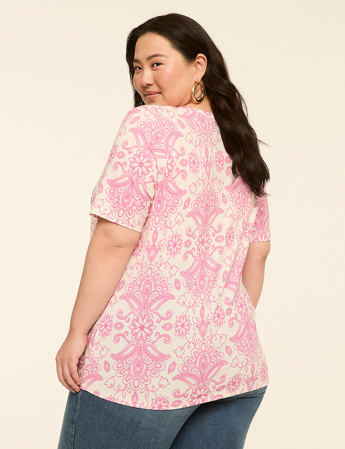 Perfect Sleeve V-Neck Tee Product Image 2