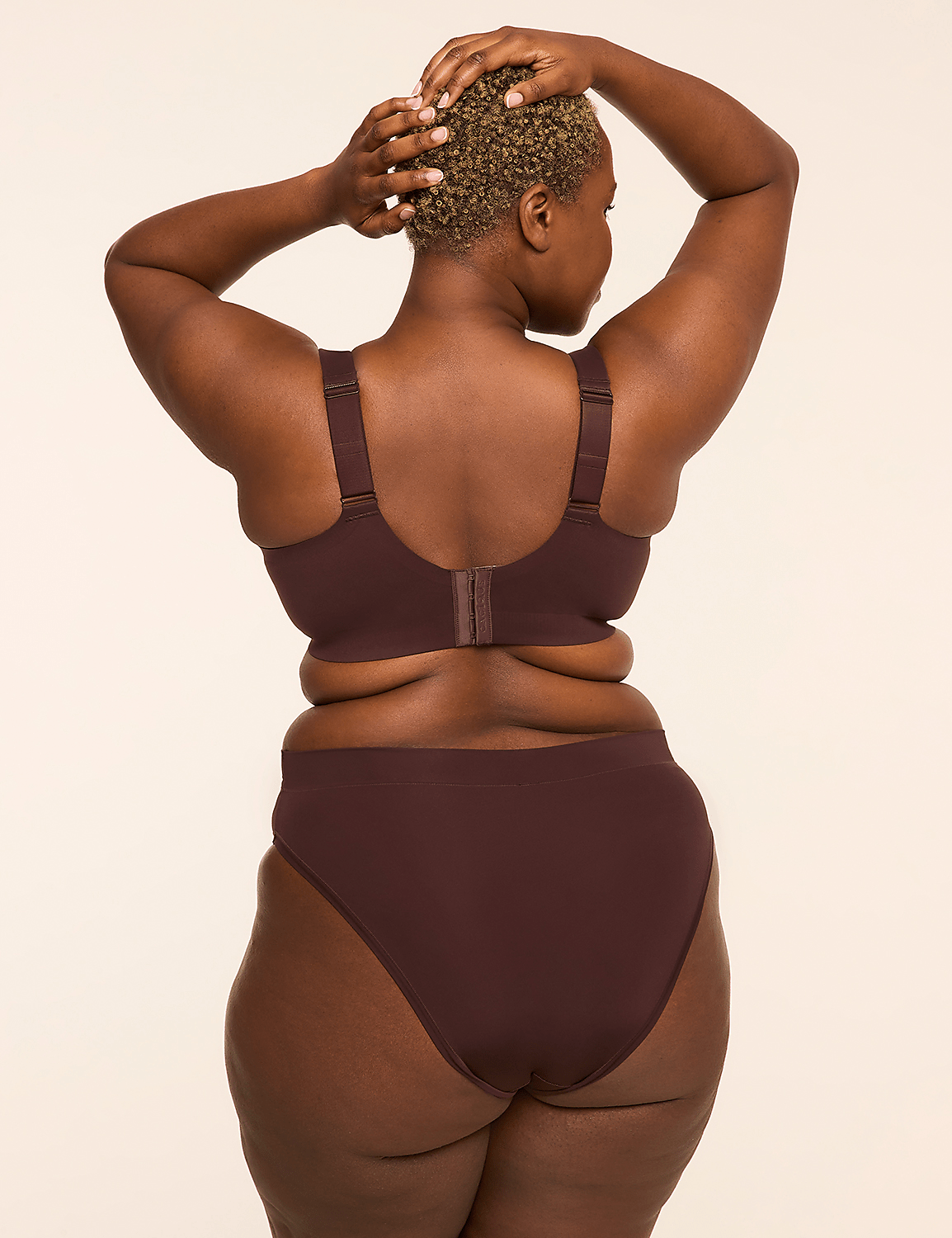 Modern Luxe Lightly Lined Full Coverage Bra Product Image 2