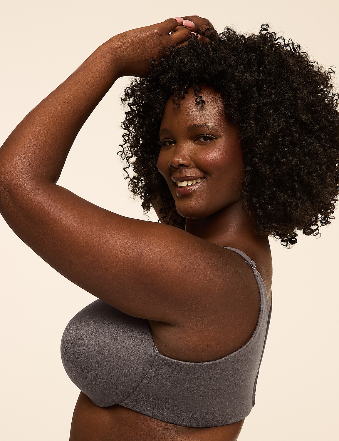 Invisible Backsmoother Lightly Lined Full Coverage Bra Product Image 3