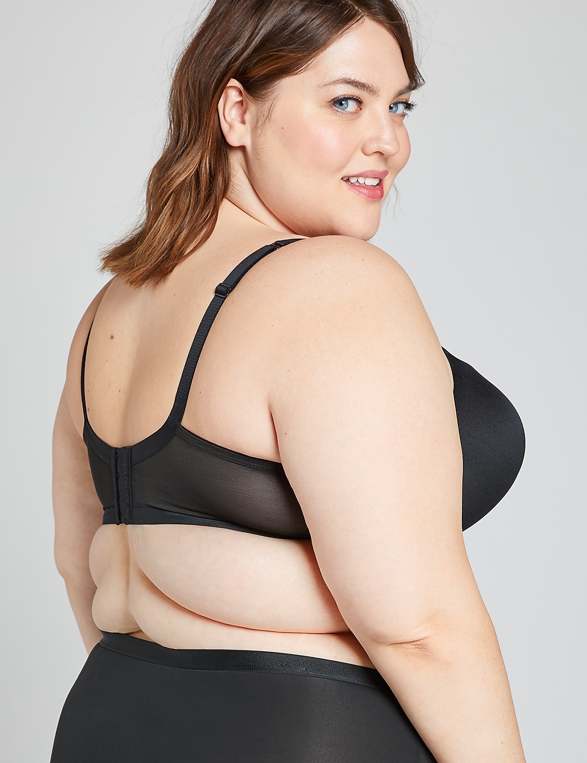 Max Boost Plunge Bra Product Image 2