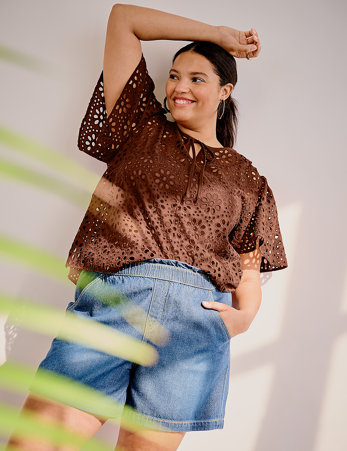 Pull-On Fit Flirty Jean Short Product Image 4