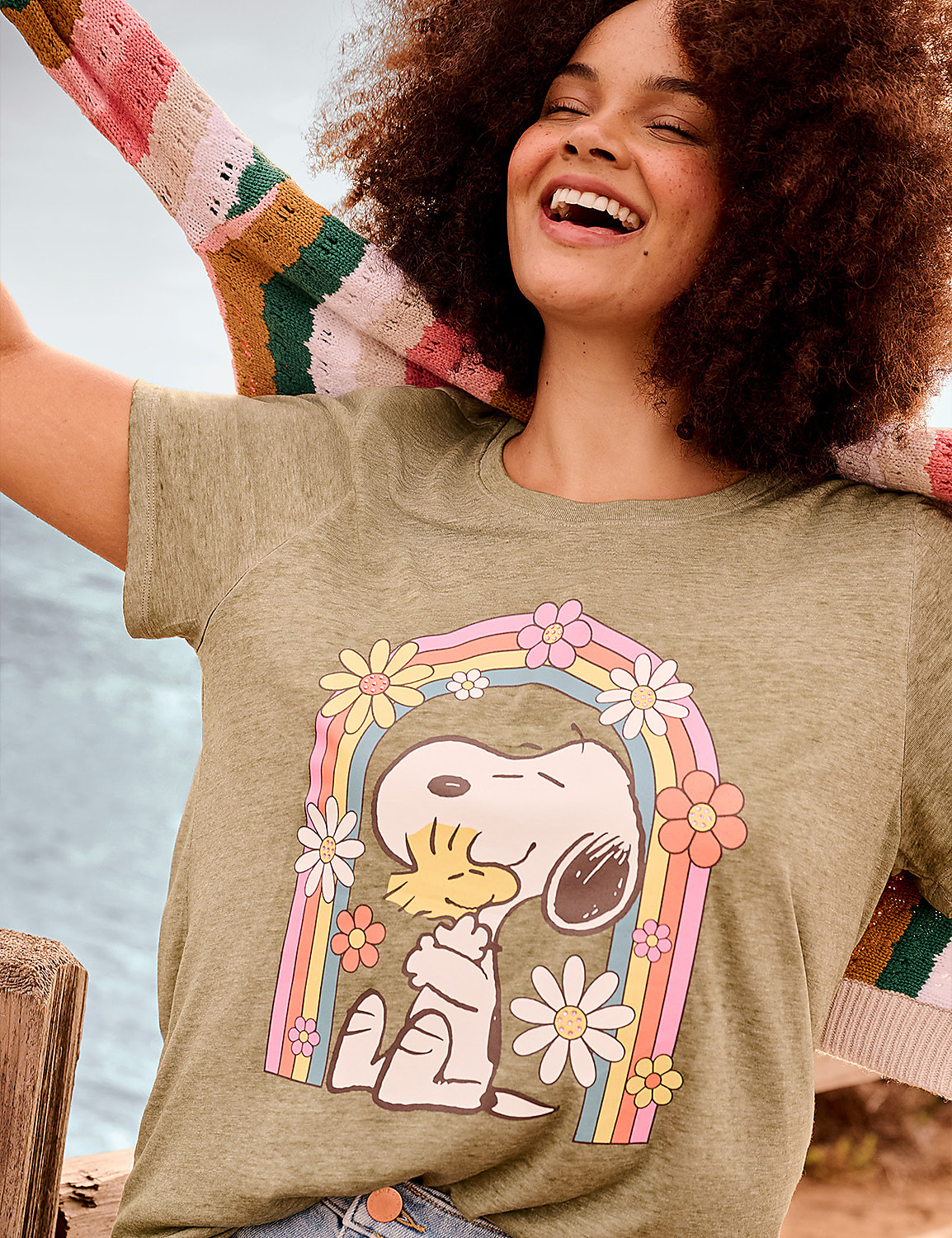 Short-Sleeve Snoopy Graphic Tee Product Image 5