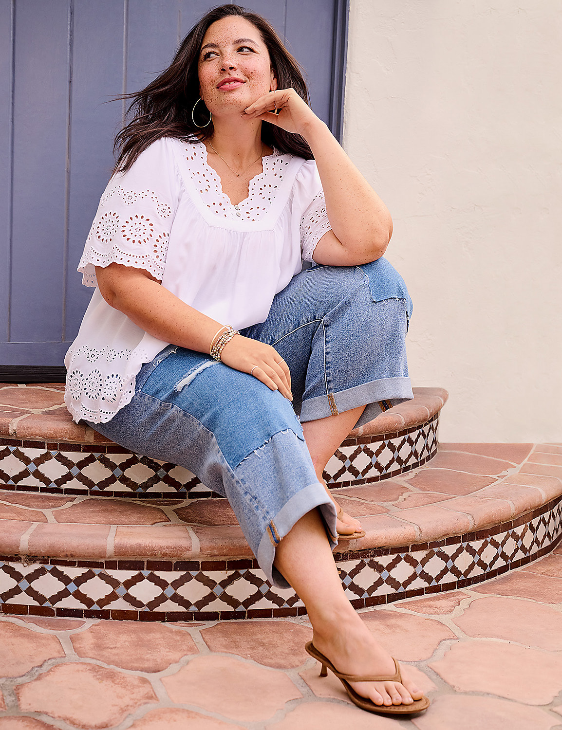 Mid-Rise Boyfriend Capri Product Image 5