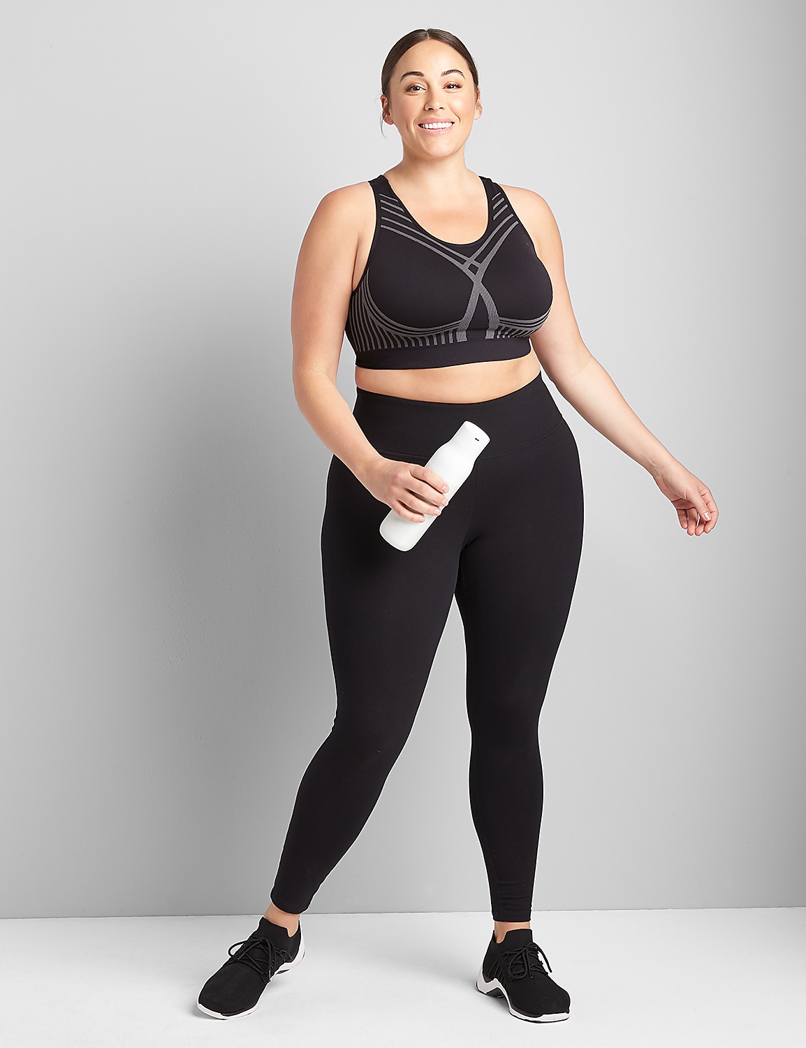 LIVI Wireless Medium-Impact Seamless Sports Bra Product Image 1