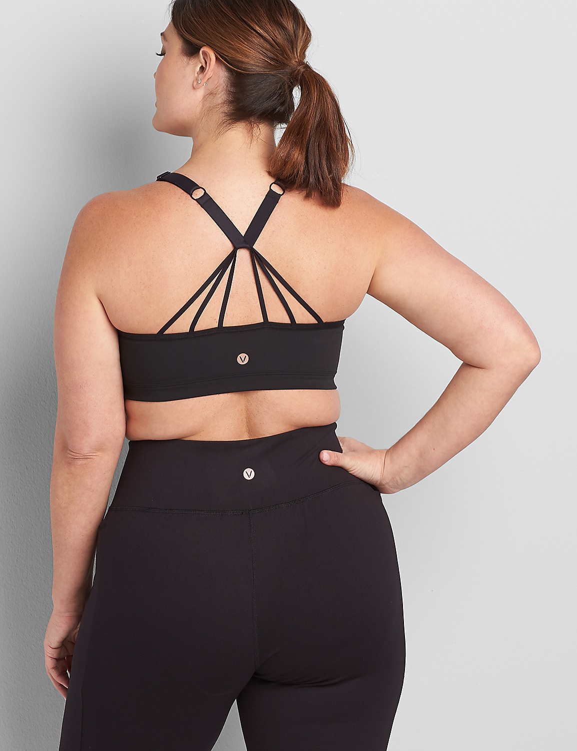 LIVI Wireless Low-Impact Zoned Seamless Contrast Sports Bra Product Image 2