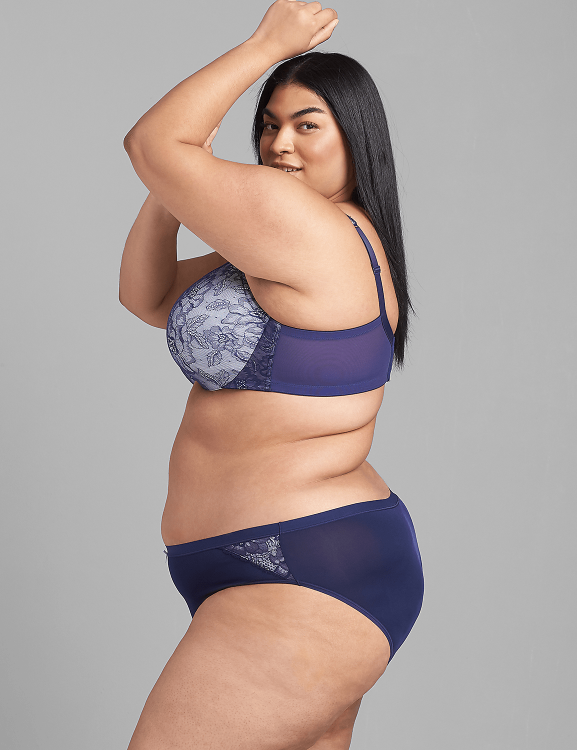Modern Lace Lightly Lined Full Coverage Bra Product Image 3