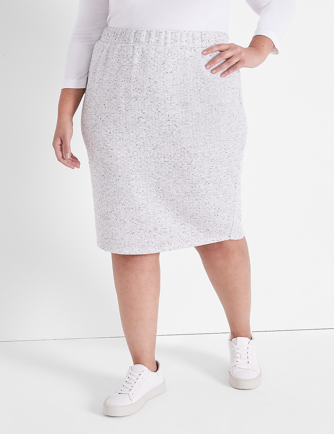 LIVI Quilted Skirt Product Image 4