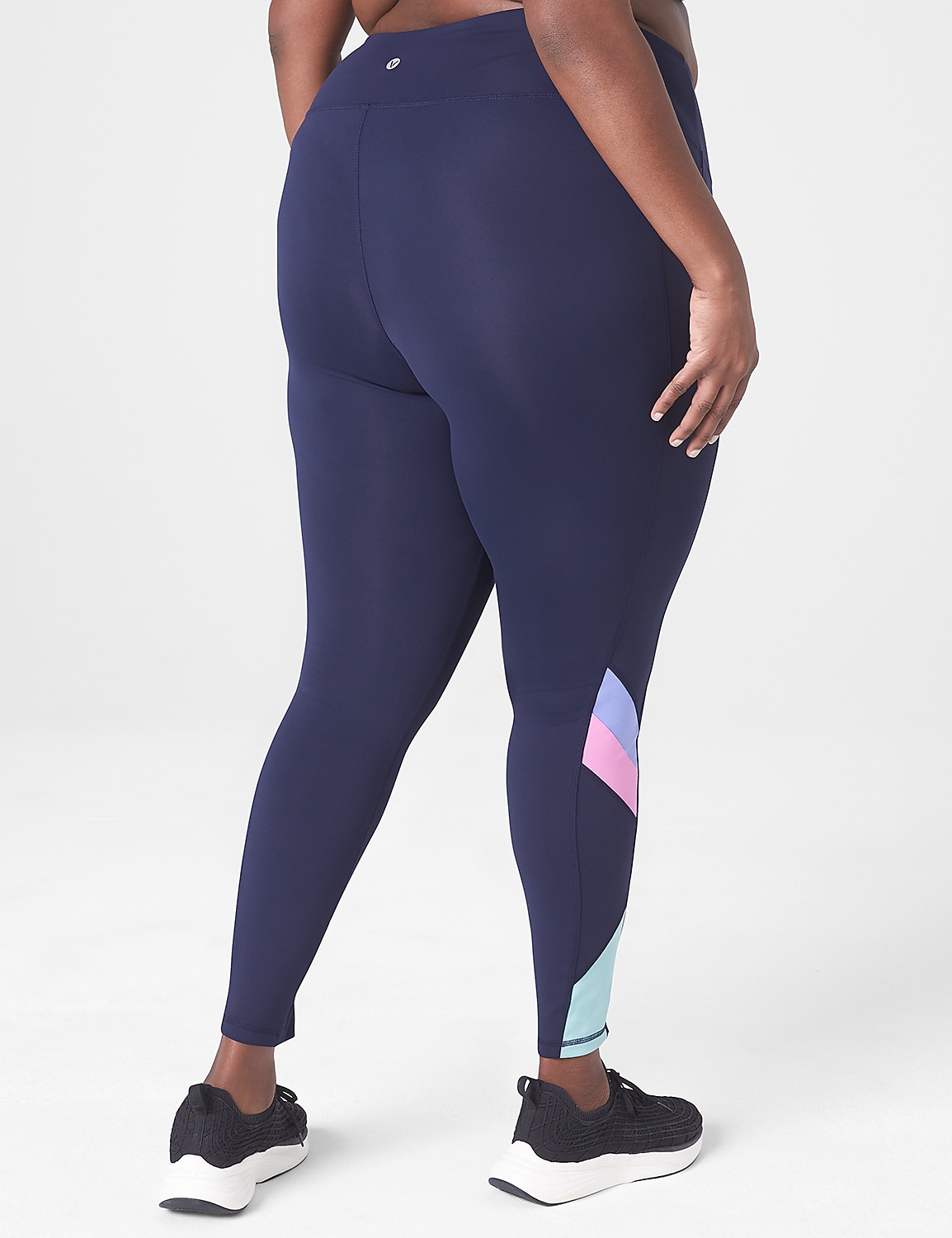 LIVI High-Rise LIVI Soft 7/8 Legging Product Image 2