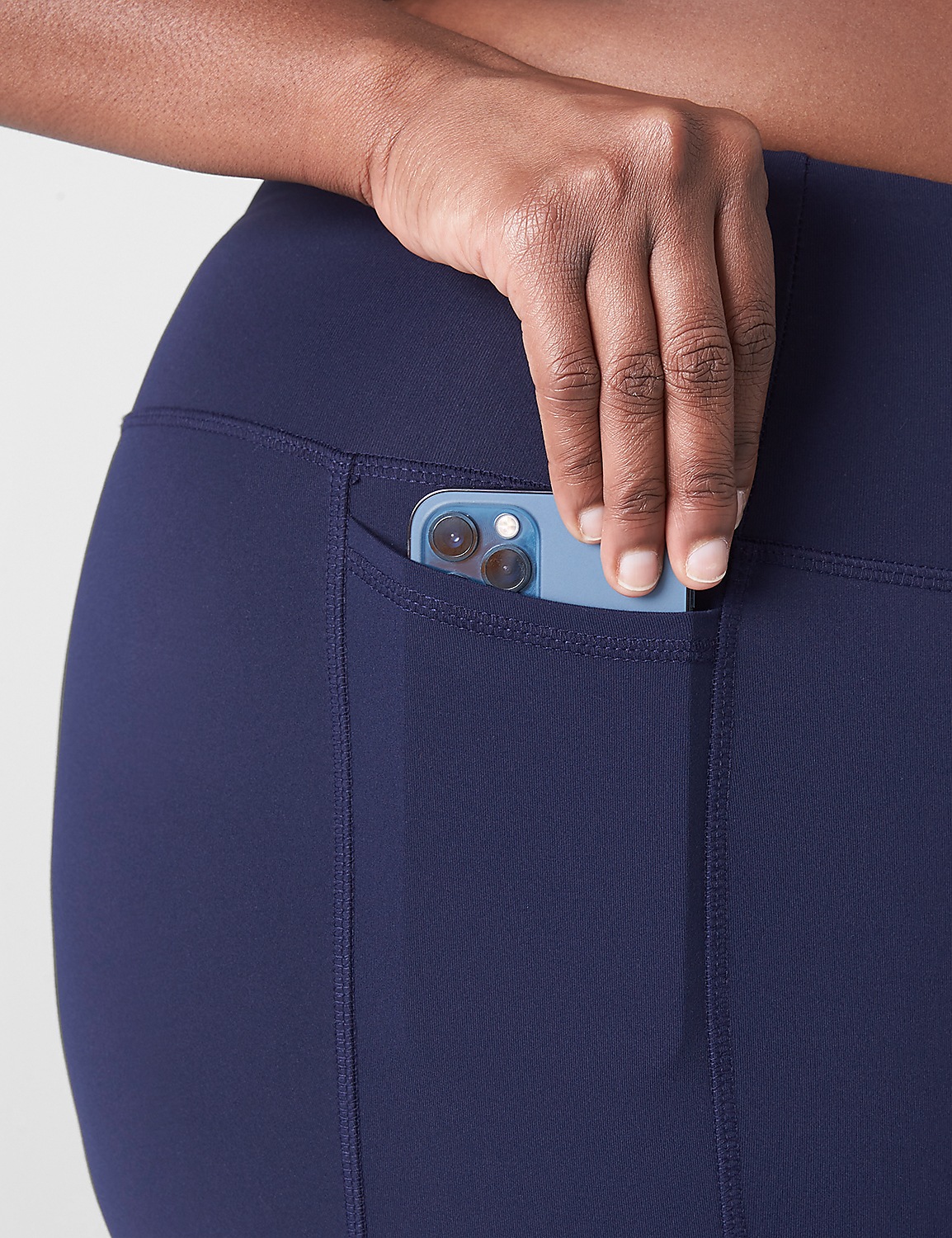 LIVI High-Rise LIVI Soft 7/8 Legging Product Image 4