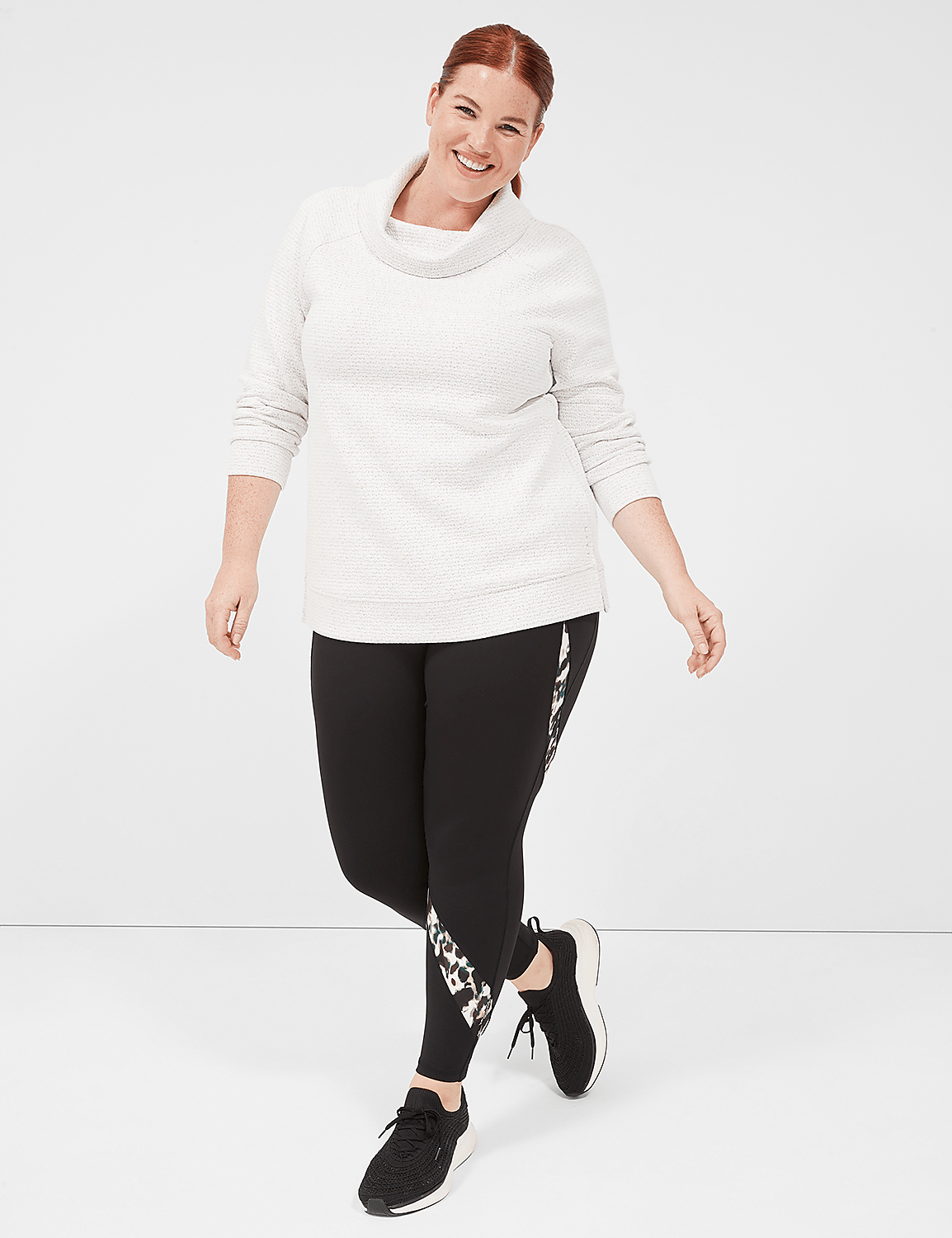 LIVI High-Rise Wicking 7/8 Legging Product Image 3