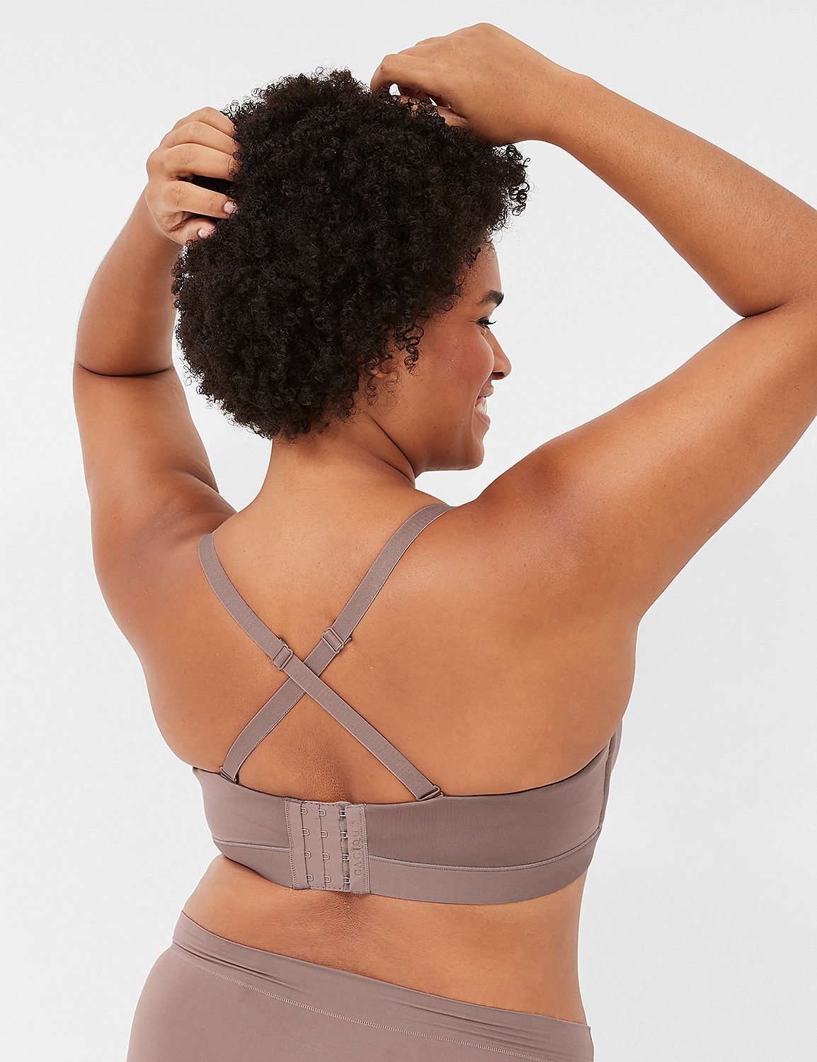 Comfort Bliss&reg; Lightly Lined Multi-Way Strapless Bra Product Image 5