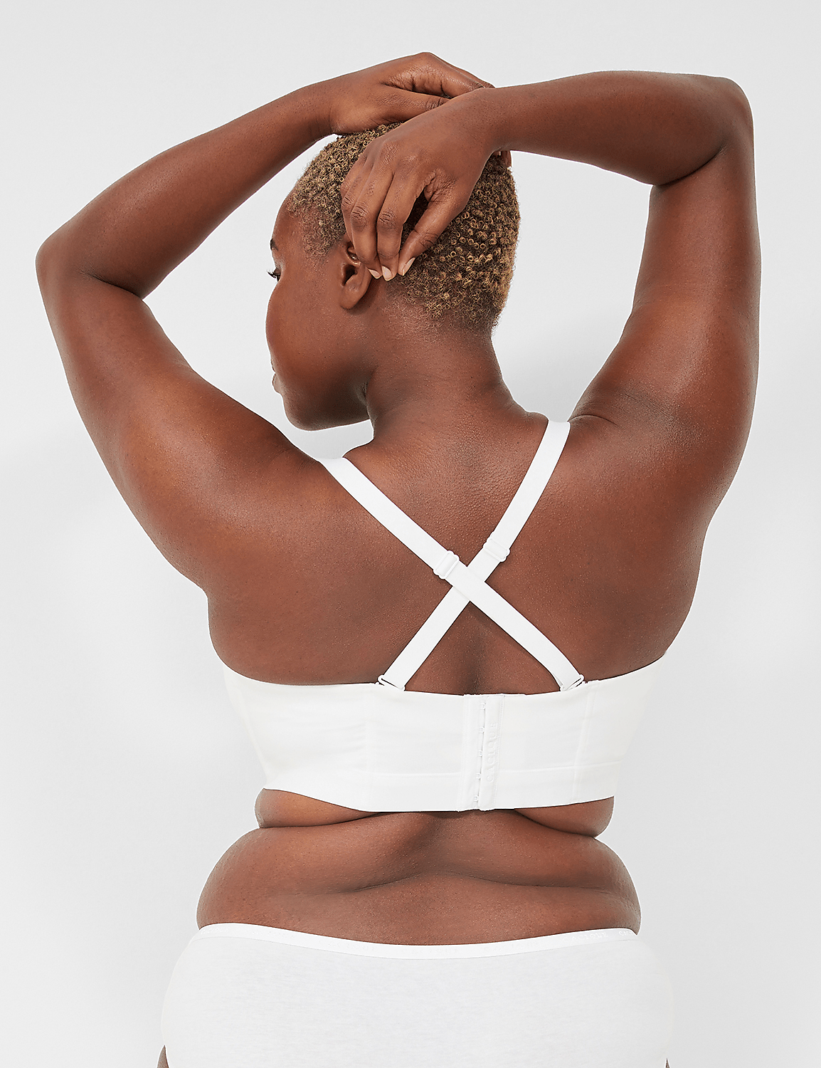 Comfort Bliss&reg; Lightly Lined Multi-Way Strapless Bra Product Image 8