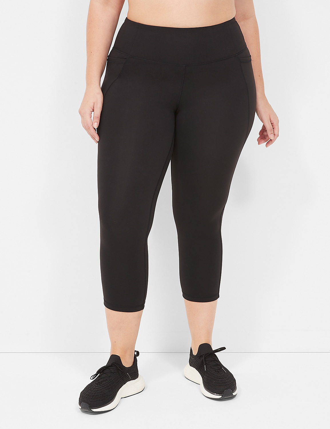 LIVI Soft 21" Capri Legging Product Image 1
