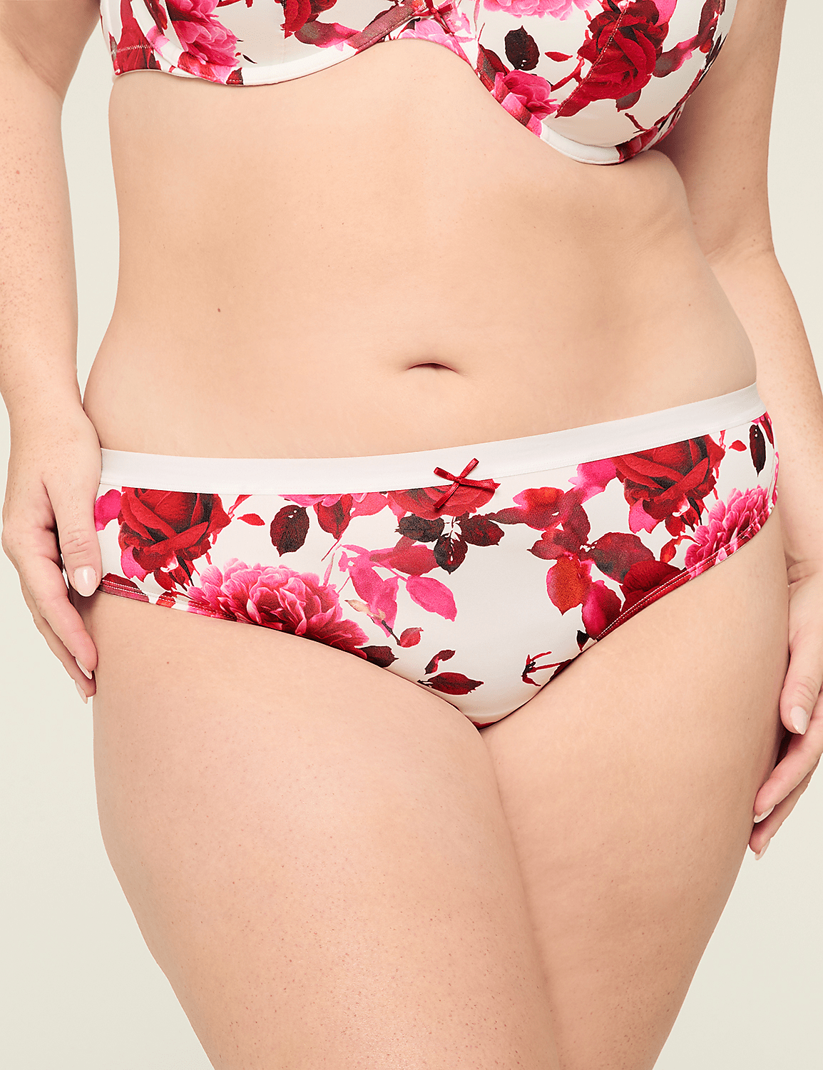 No-Show Lace-Back Thong Product Image 1