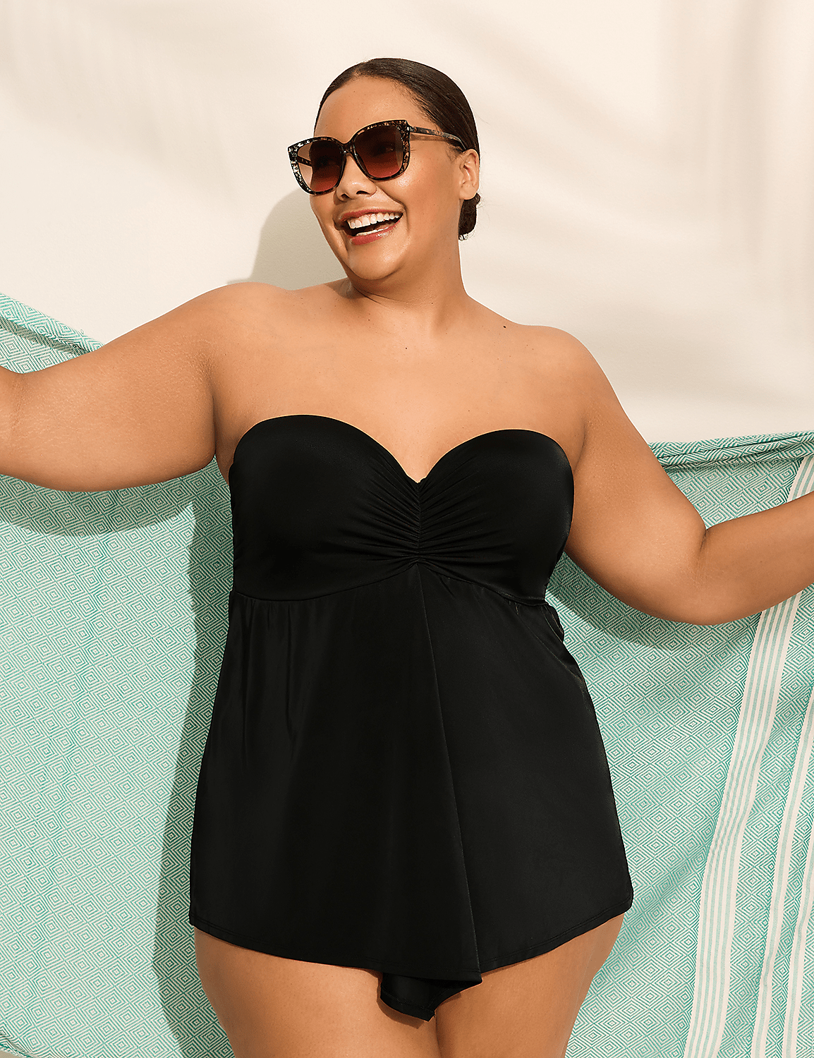 Underwire Swing Tankini Top Product Image 1