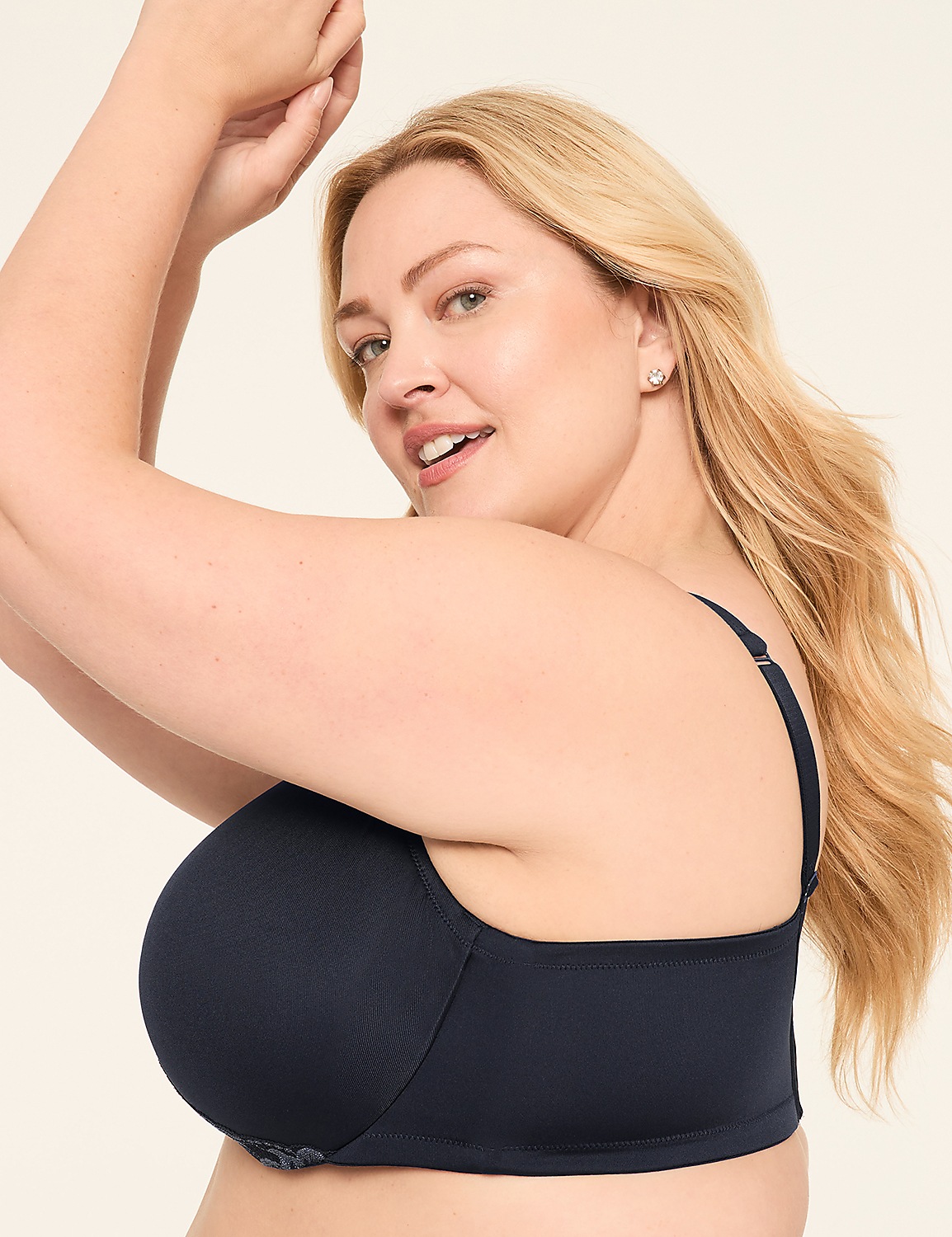 Smooth Lightly Lined Full Coverage Bra Product Image 3