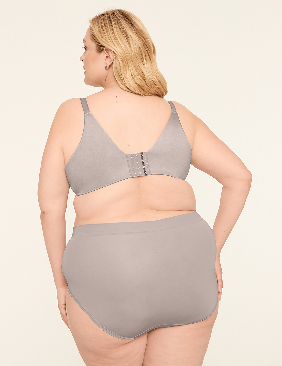 Invisible Backsmoother Lightly Lined Balconette Bra Product Image 2