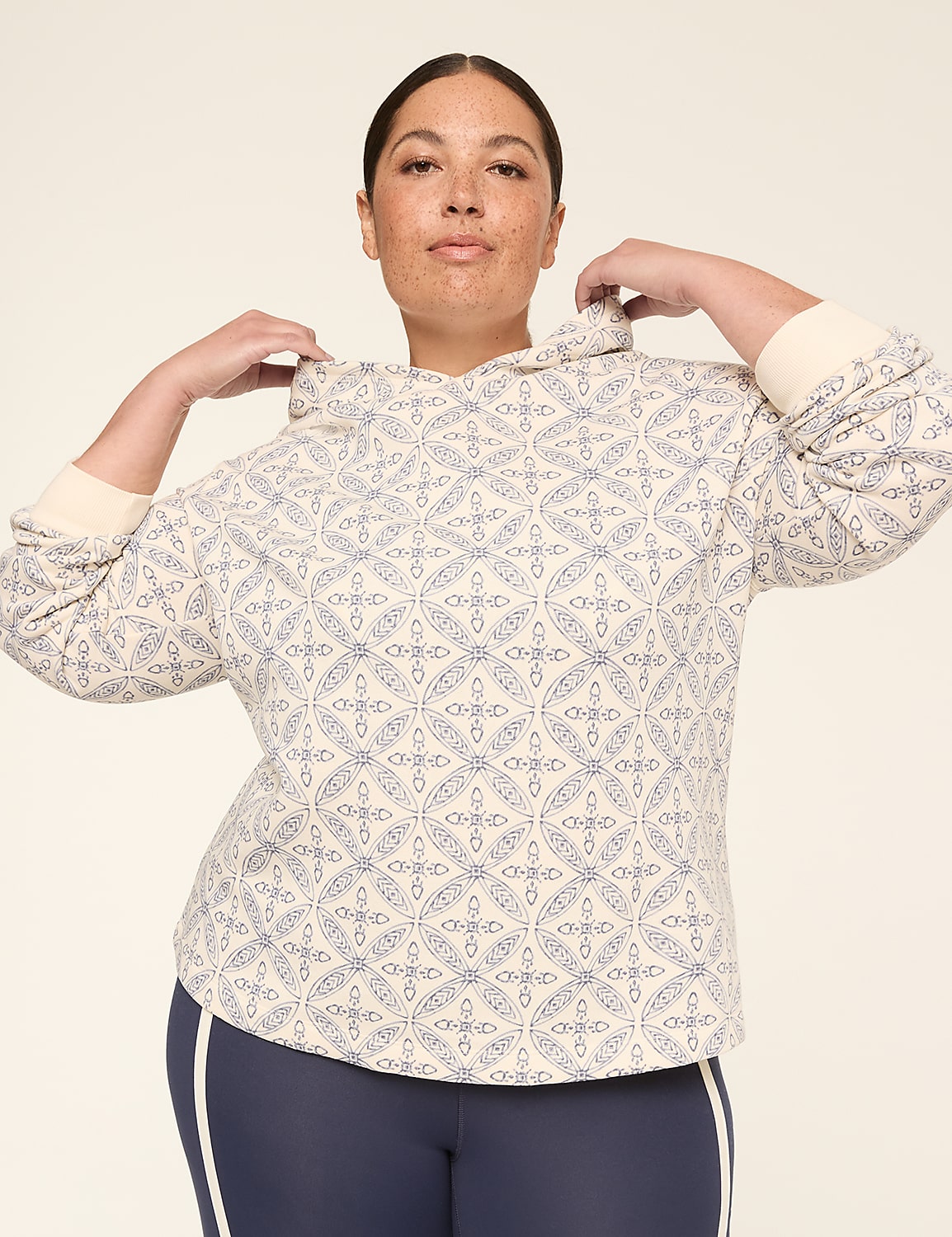 LIVI Fleece Hoodie Sweatshirt Product Image 1