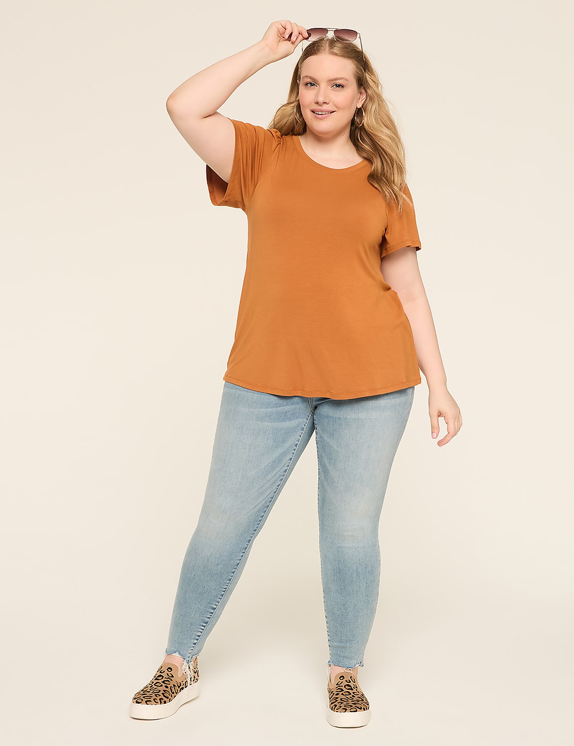 DreamFeel Short-Sleeve Crew-Neck Top Product Image 3