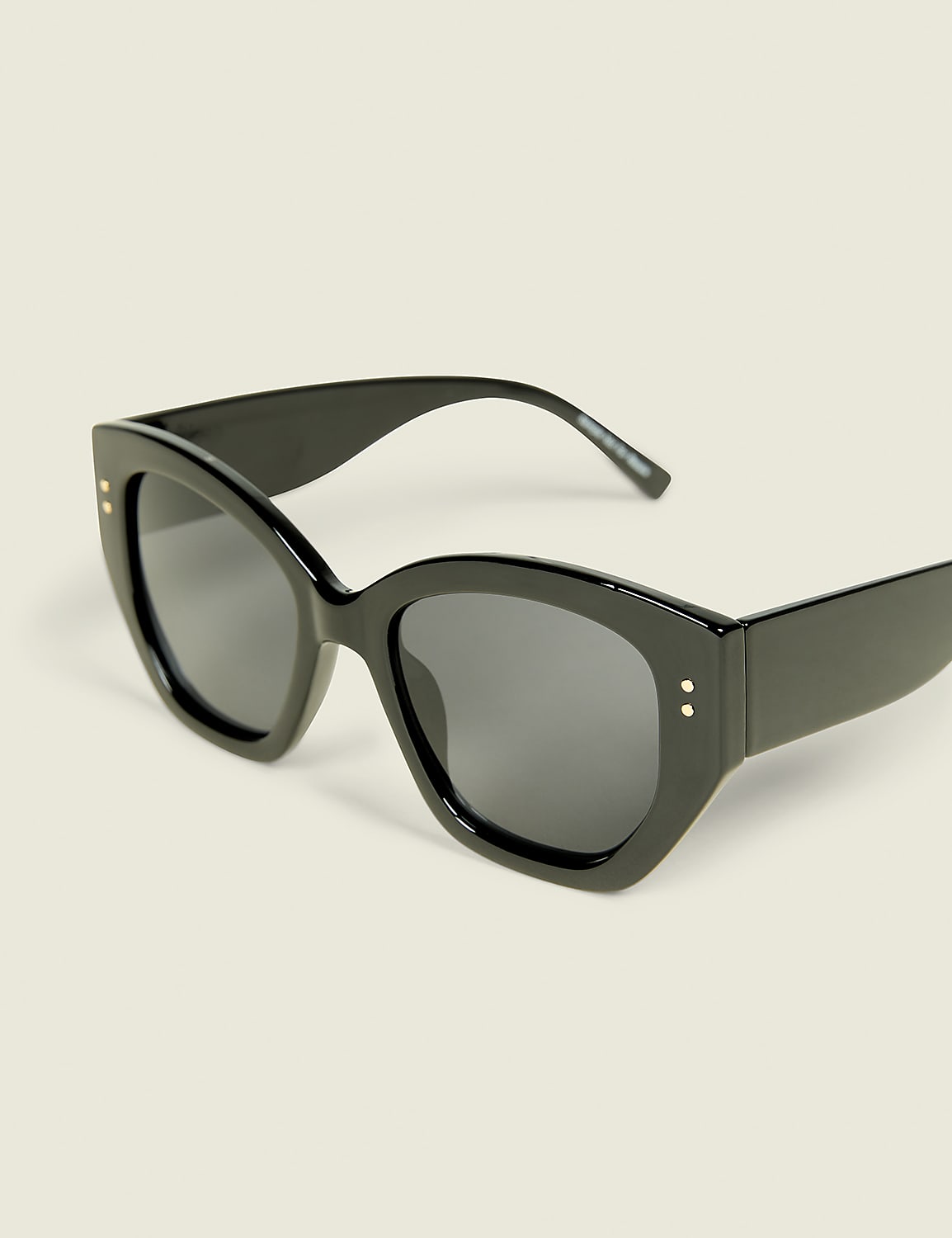 Black Goldtone-Detail Cateye Sunglasses Product Image 1