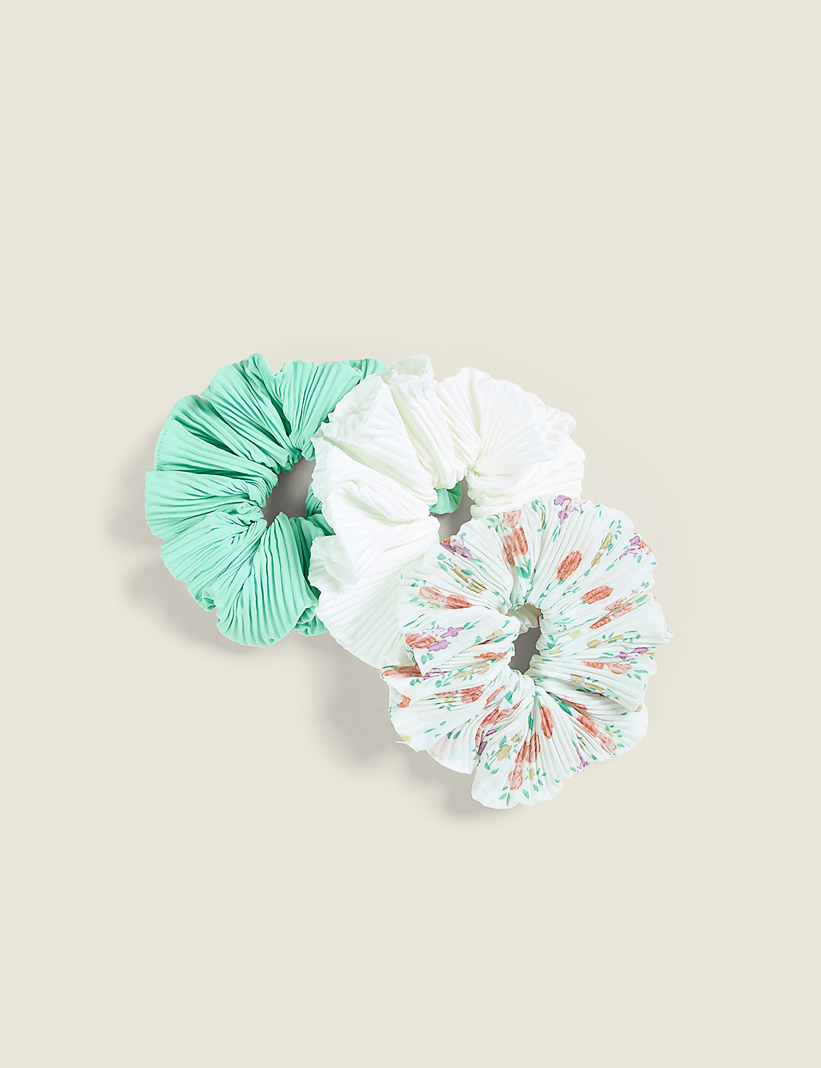 Hair Scrunchies 3-Pack Product Image 1