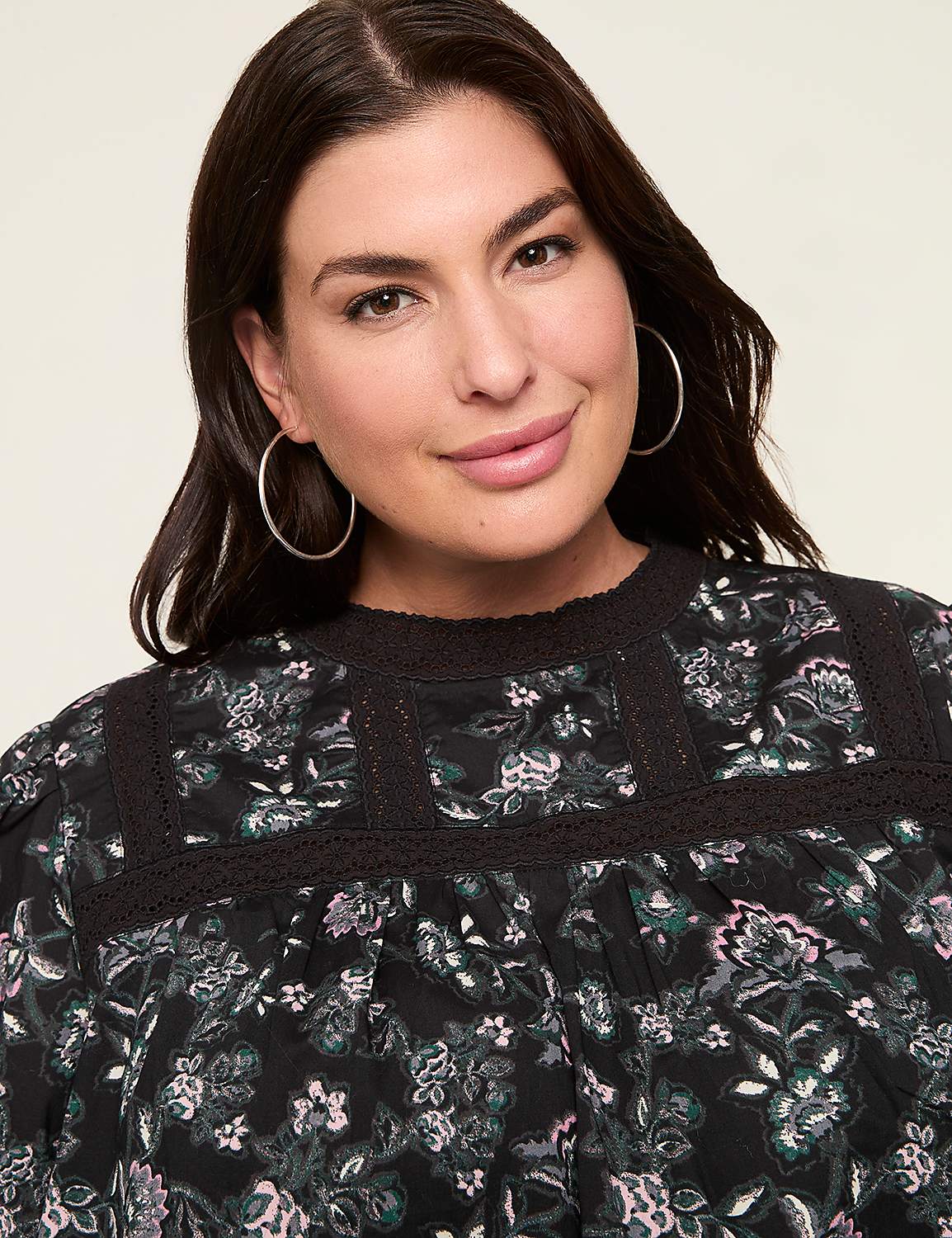 Lace-Trim & Ruffle Popover Blouse Product Image 4