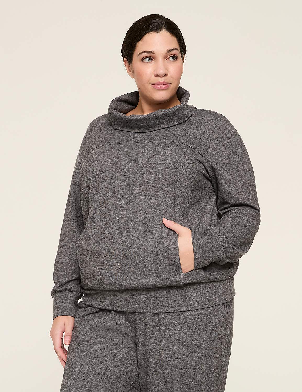 LIVI Fleece Funnel-Neck Pullover Product Image 1