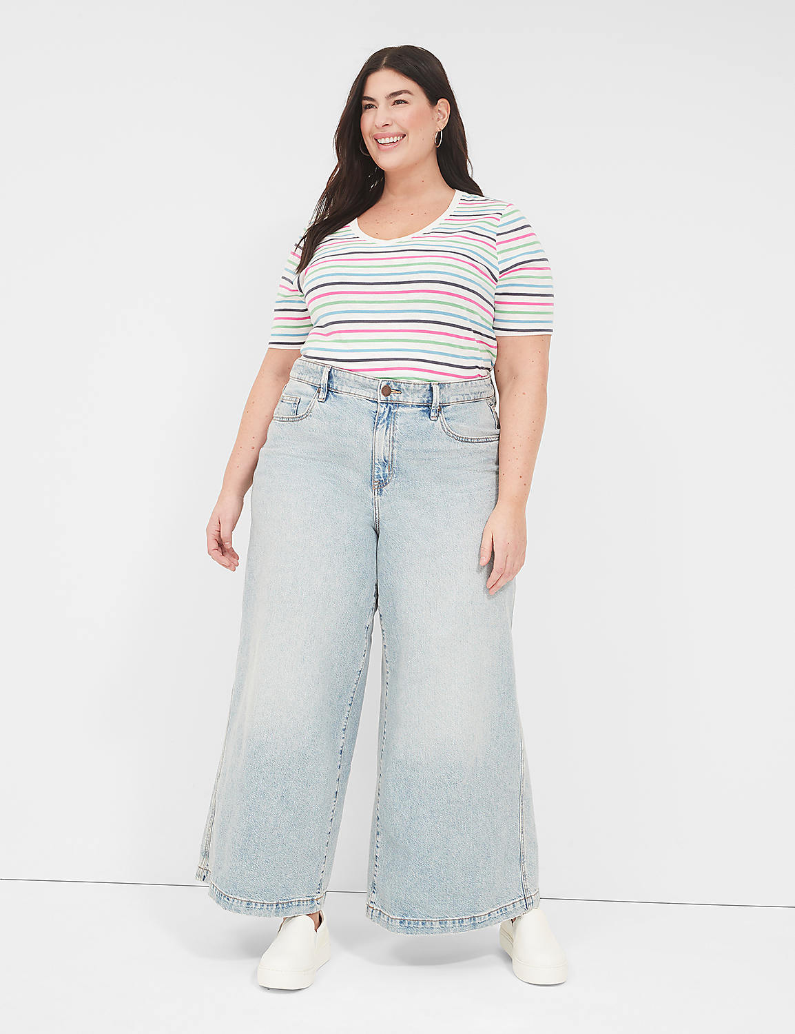 Signature Fit High-Rise Ultra Wide Leg Jean Product Image 3