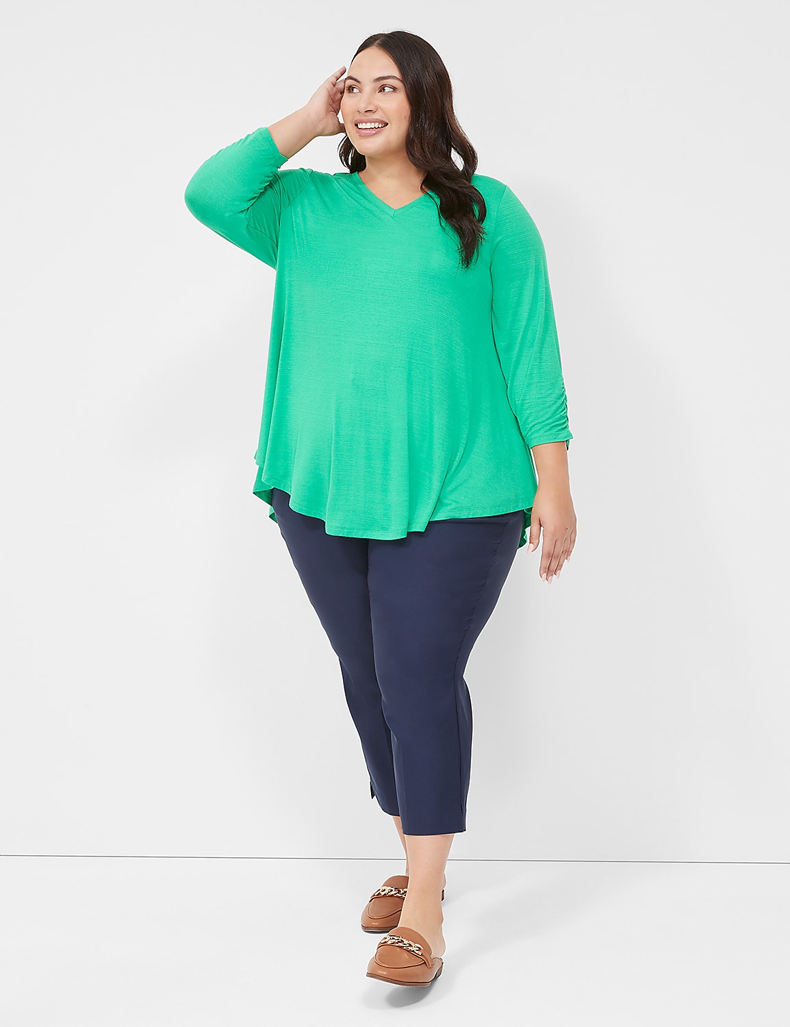 Swing 3/4 Ruched-Sleeve Top Product Image 3