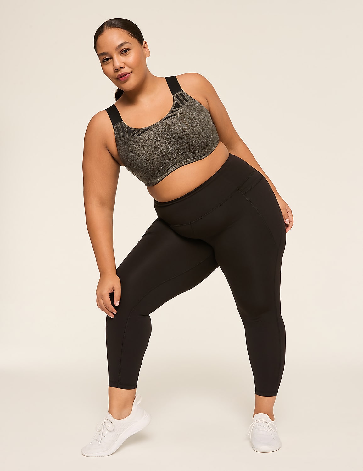 LIVI Max Support Wicking Underwire Sports Bra Product Image 3