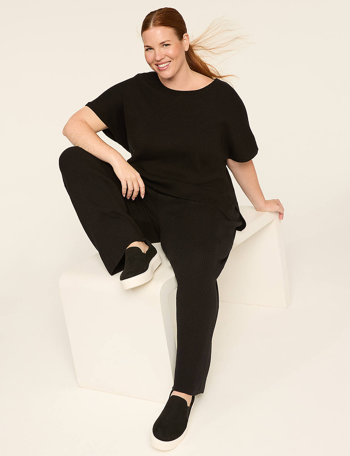 LIVI Short-Sleeve Crew-Neck Sweater Product Image 3
