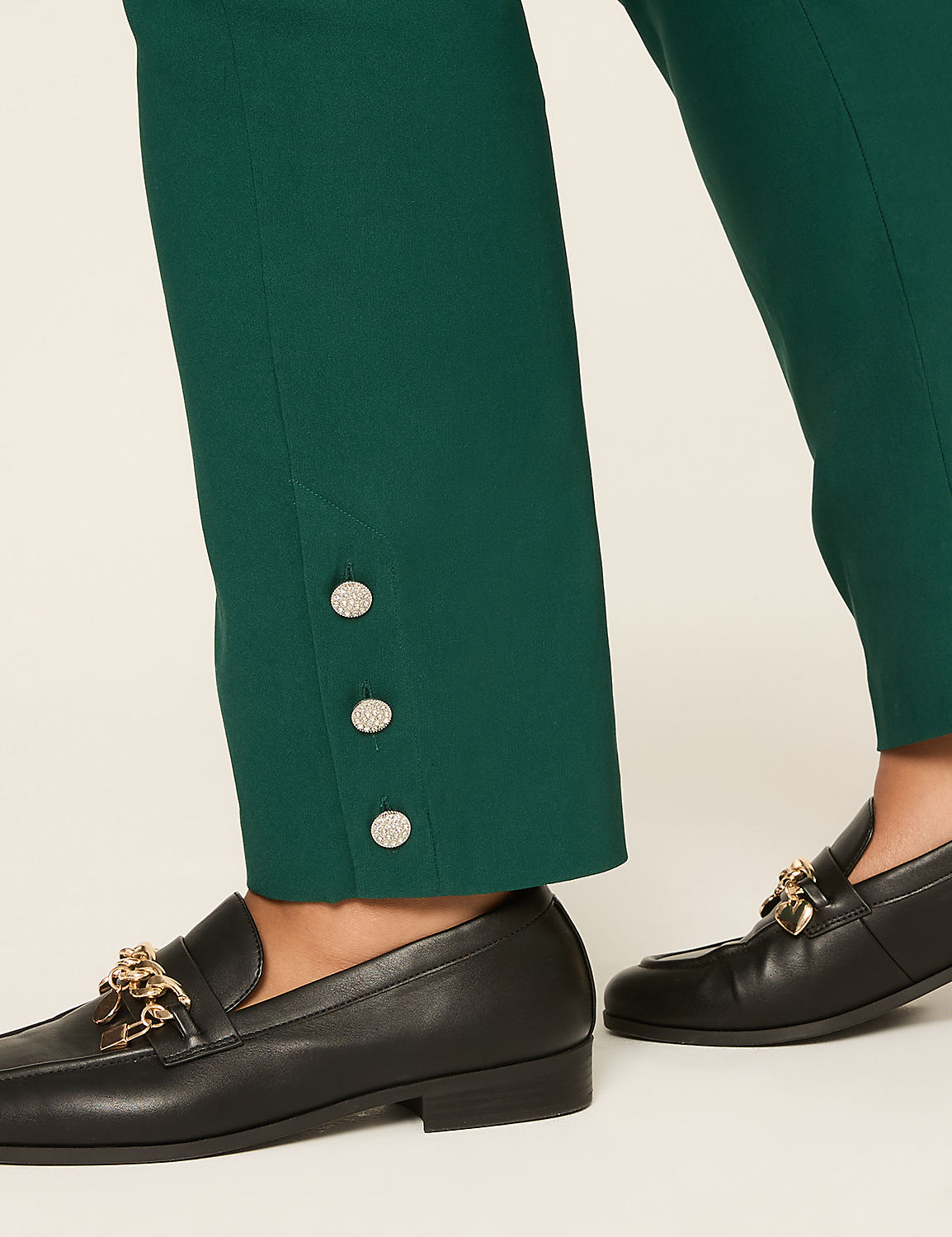 4-Season Button-Detail Slim Ankle Pant Product Image 4