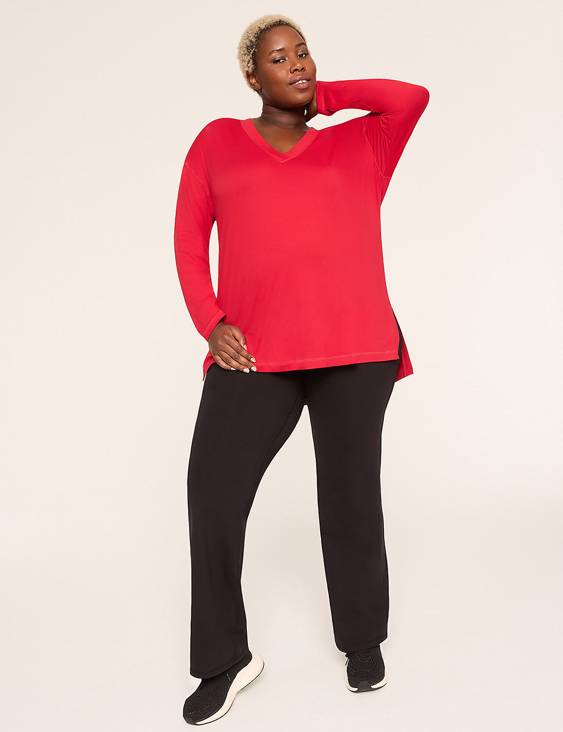 LIVI Soft V-Neck Tunic Product Image 3