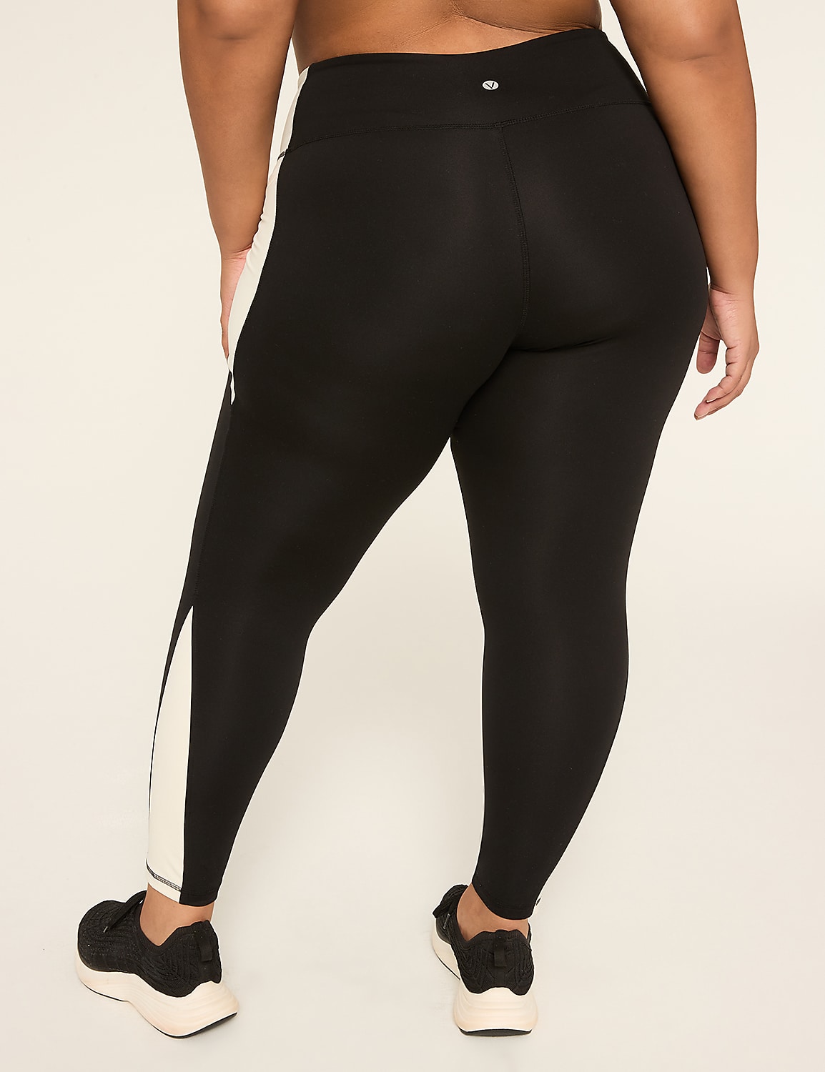LIVI High-Rise LIVI Soft Colorblock 7/8 Legging Product Image 2