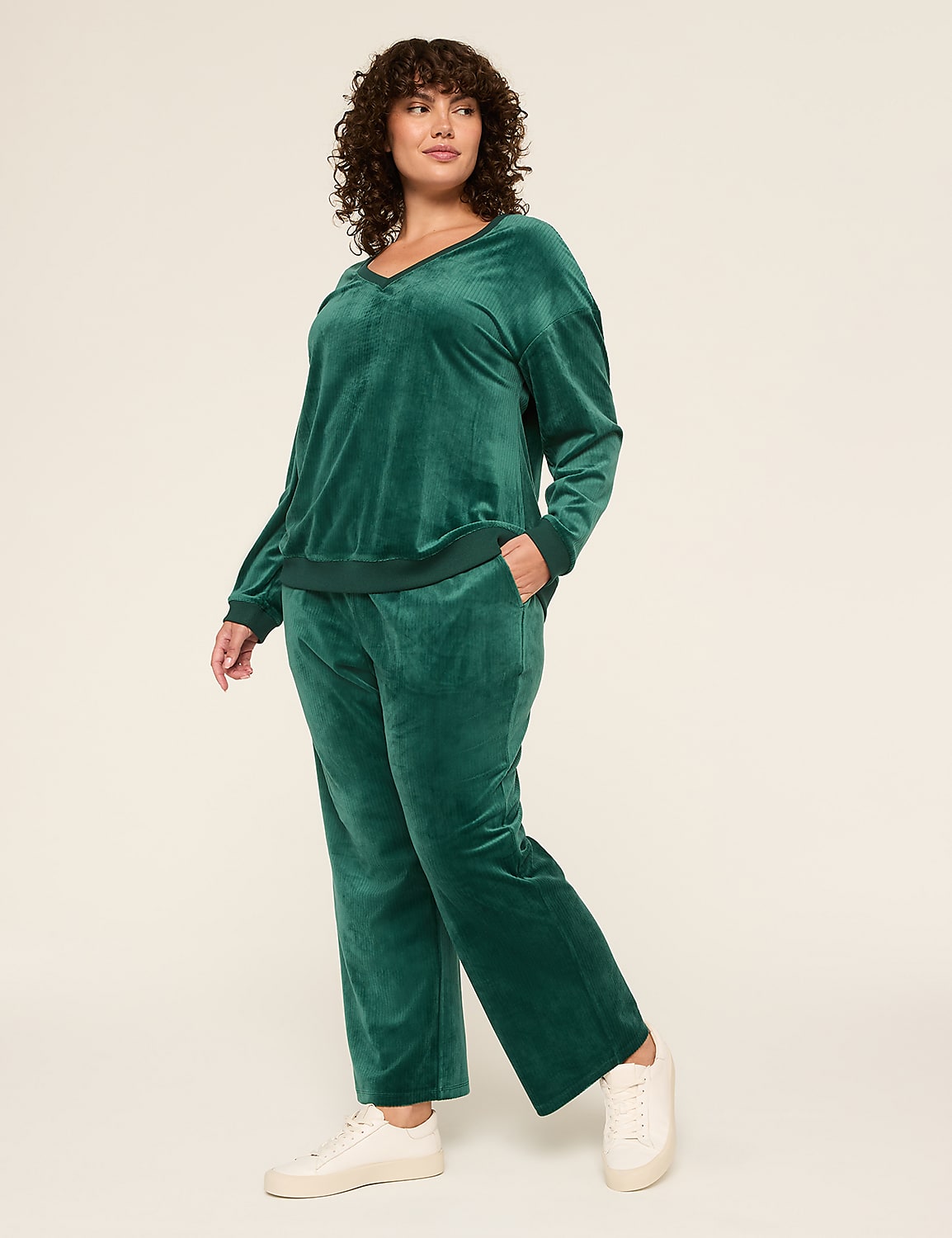 LIVI Rib Velour Straight Leg Pant Product Image 3