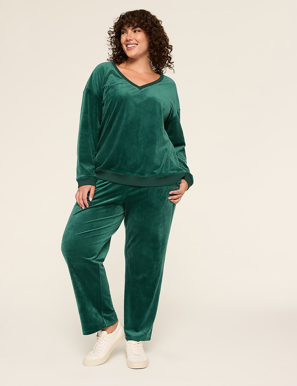 LIVI Ribbed Velour V-Neck Sweatshirt Product Image 3