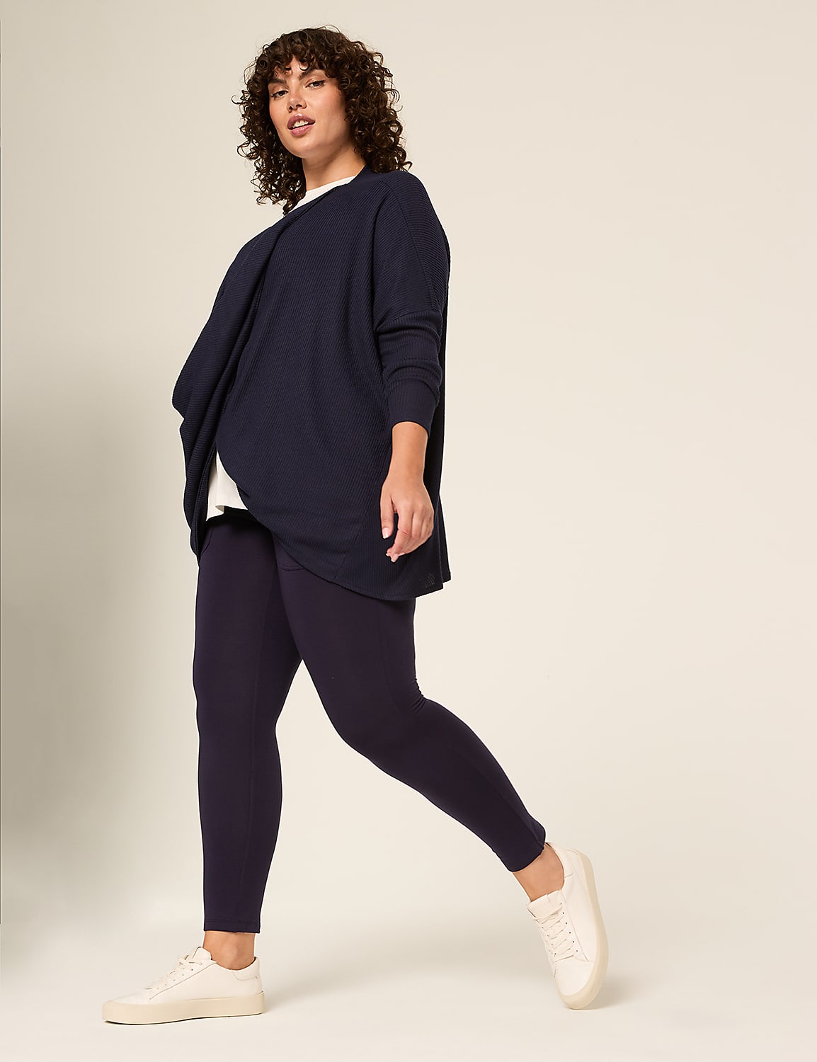 LIVI High-Rise CozySoft 7/8 Legging Product Image 3