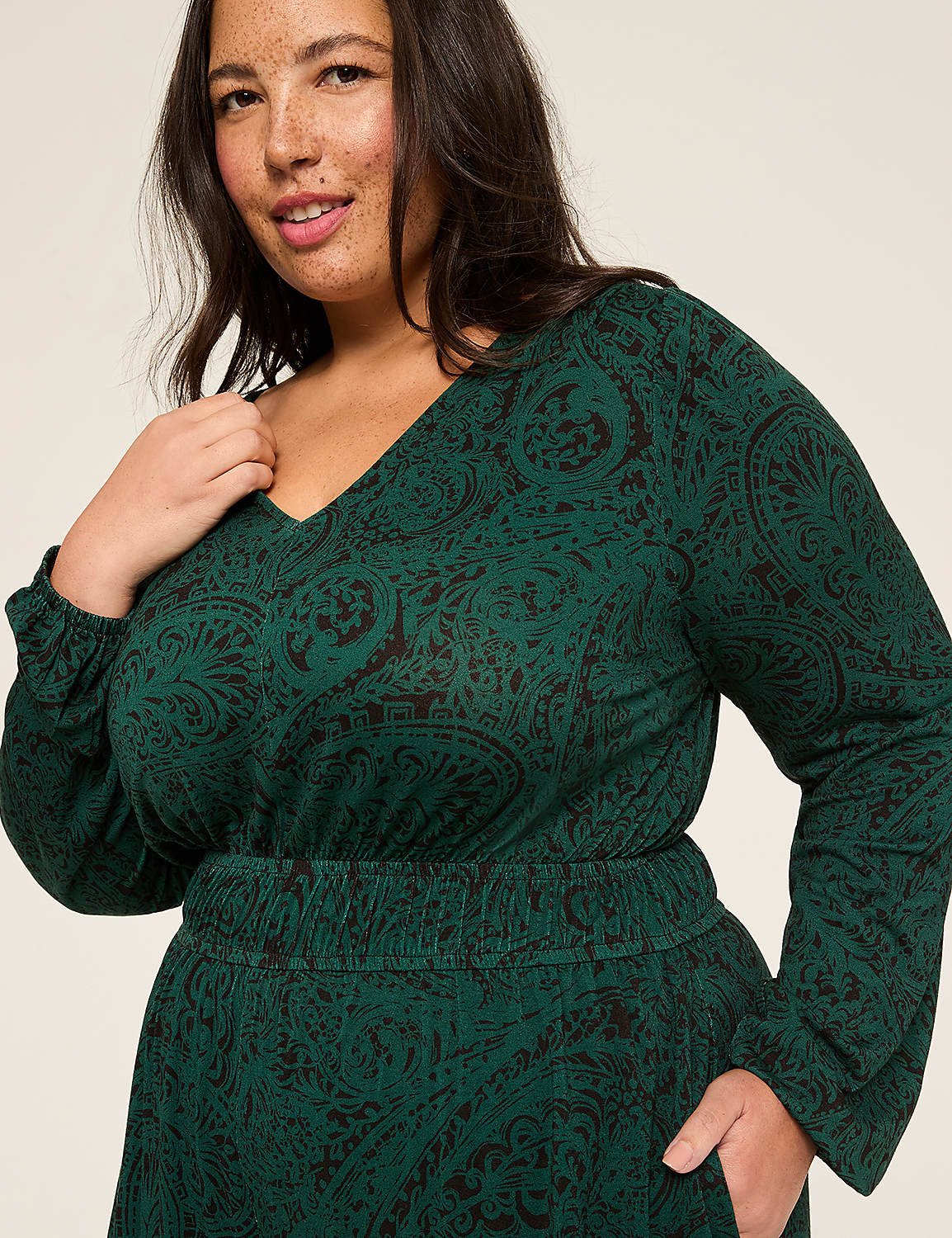Long-Sleeve V-Neck Smocked-Waist Jumpsuit Product Image 3
