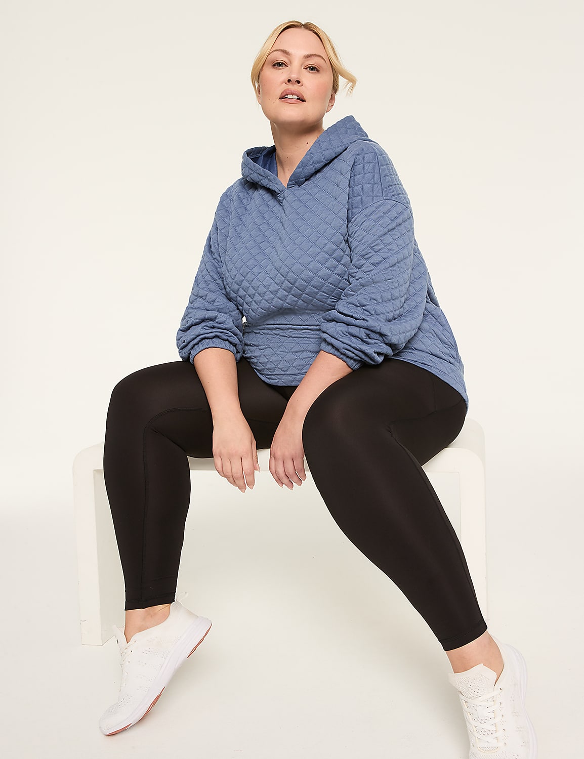 LIVI Long-Sleeve Quilted Hoodie Product Image 3