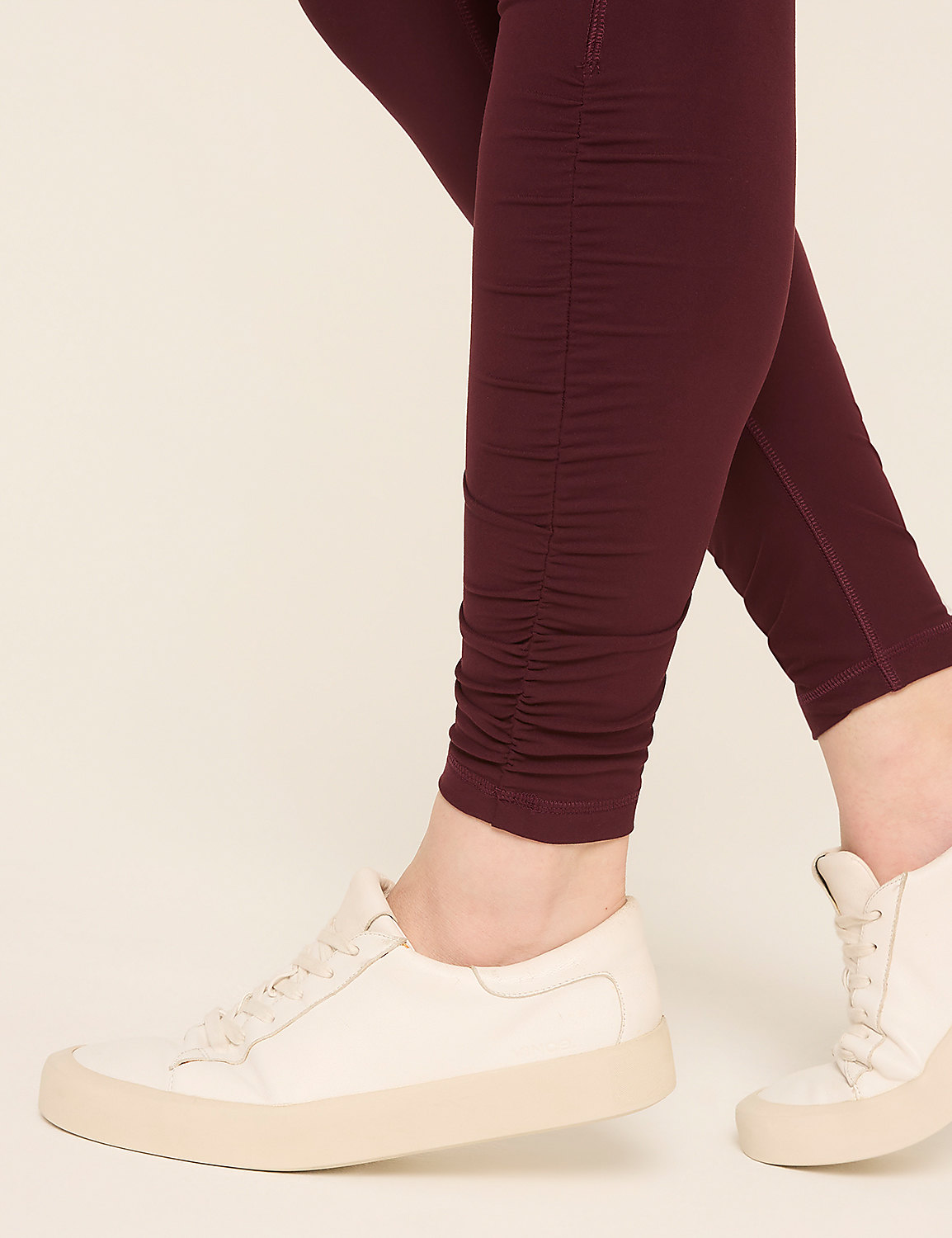 LIVI High-Rise LIVI Soft Ruched 7/8 Legging Product Image 6