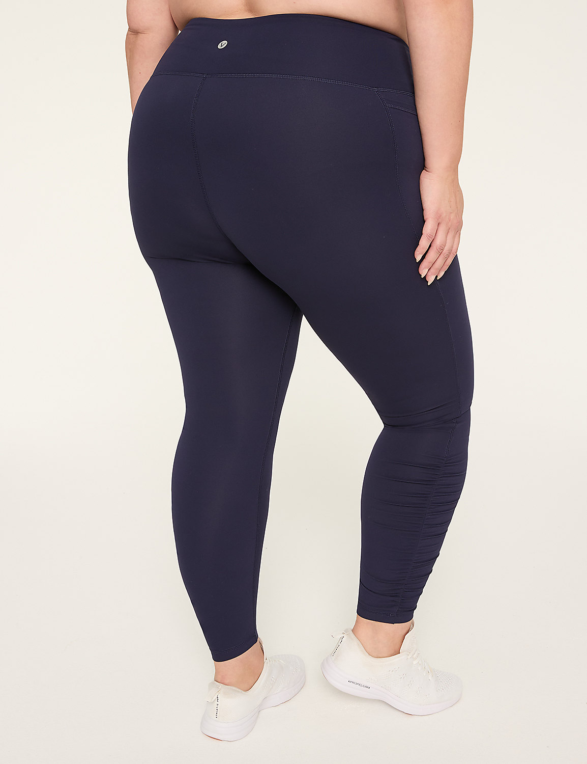 LIVI High-Rise LIVI Soft Ruched 7/8 Legging Product Image 2