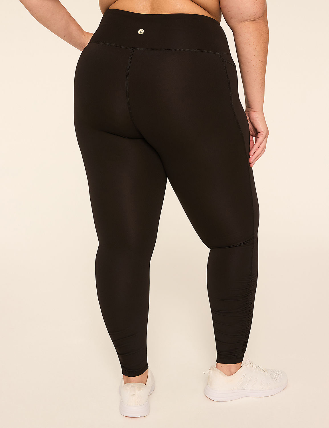 LIVI High-Rise LIVI Soft Ruched 7/8 Legging Product Image 2