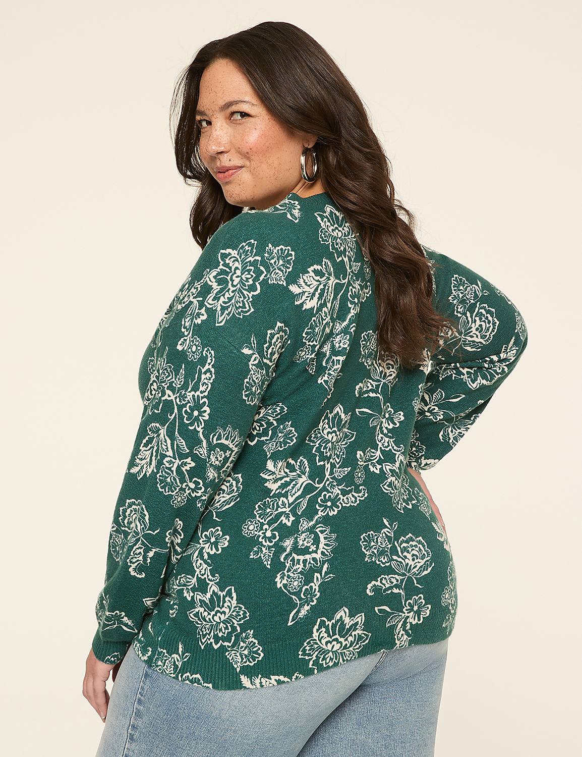 Long-Sleeve V-Neck Pullover Sweater Product Image 2