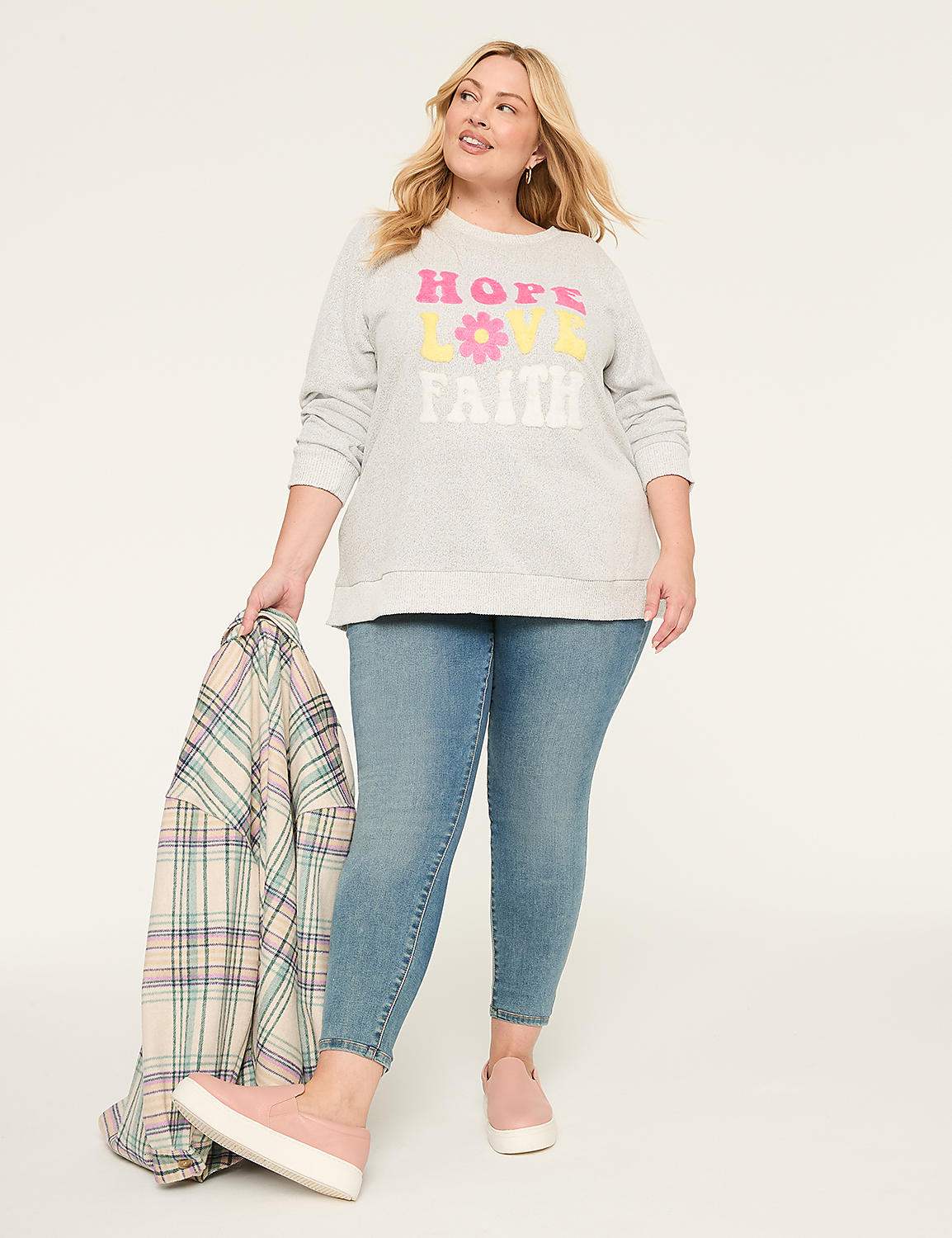 Soft-Textured Hope, Love Faith Graphic Sweatshirt Product Image 3