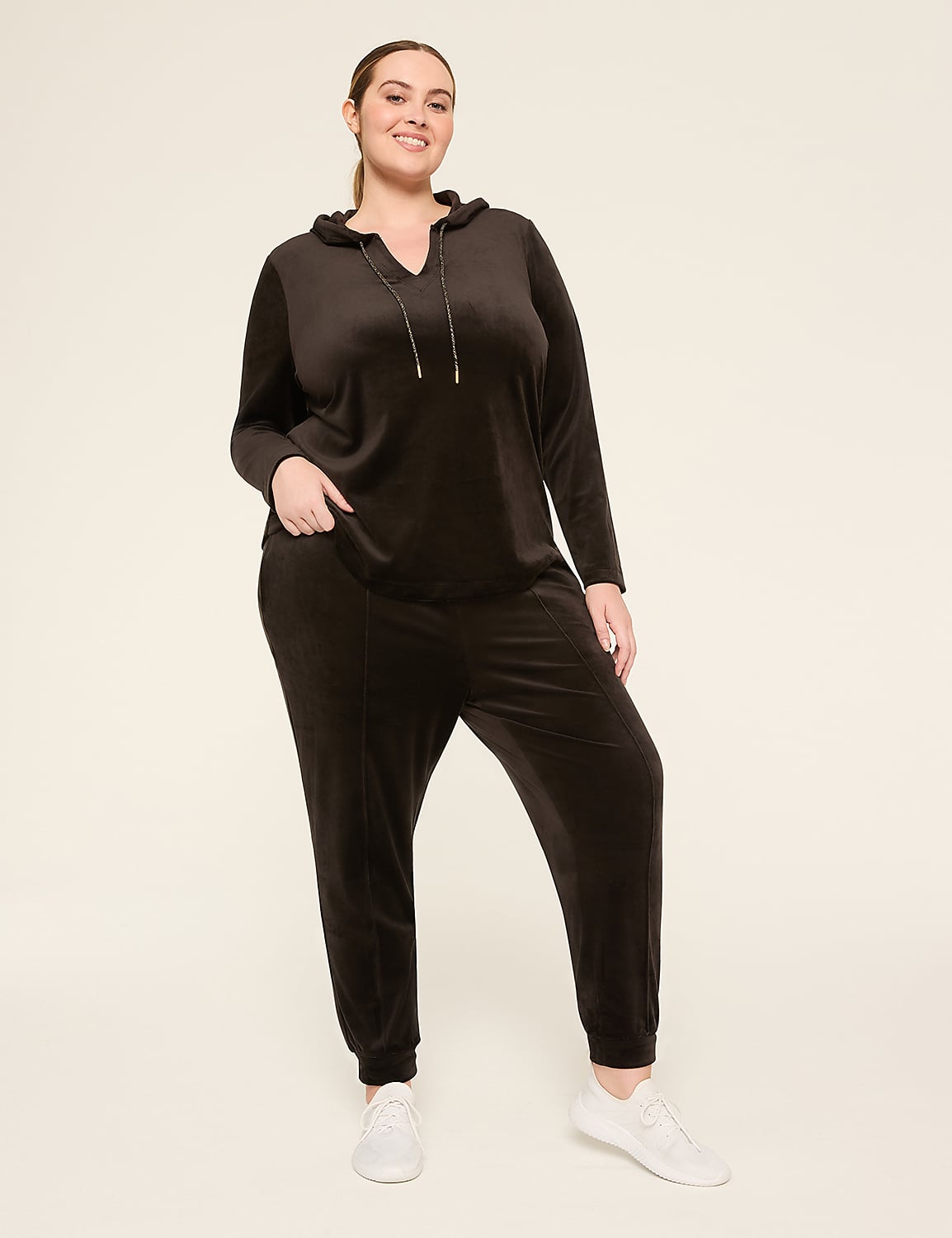 LIVI V-Neck Velour Hoodie Product Image 3